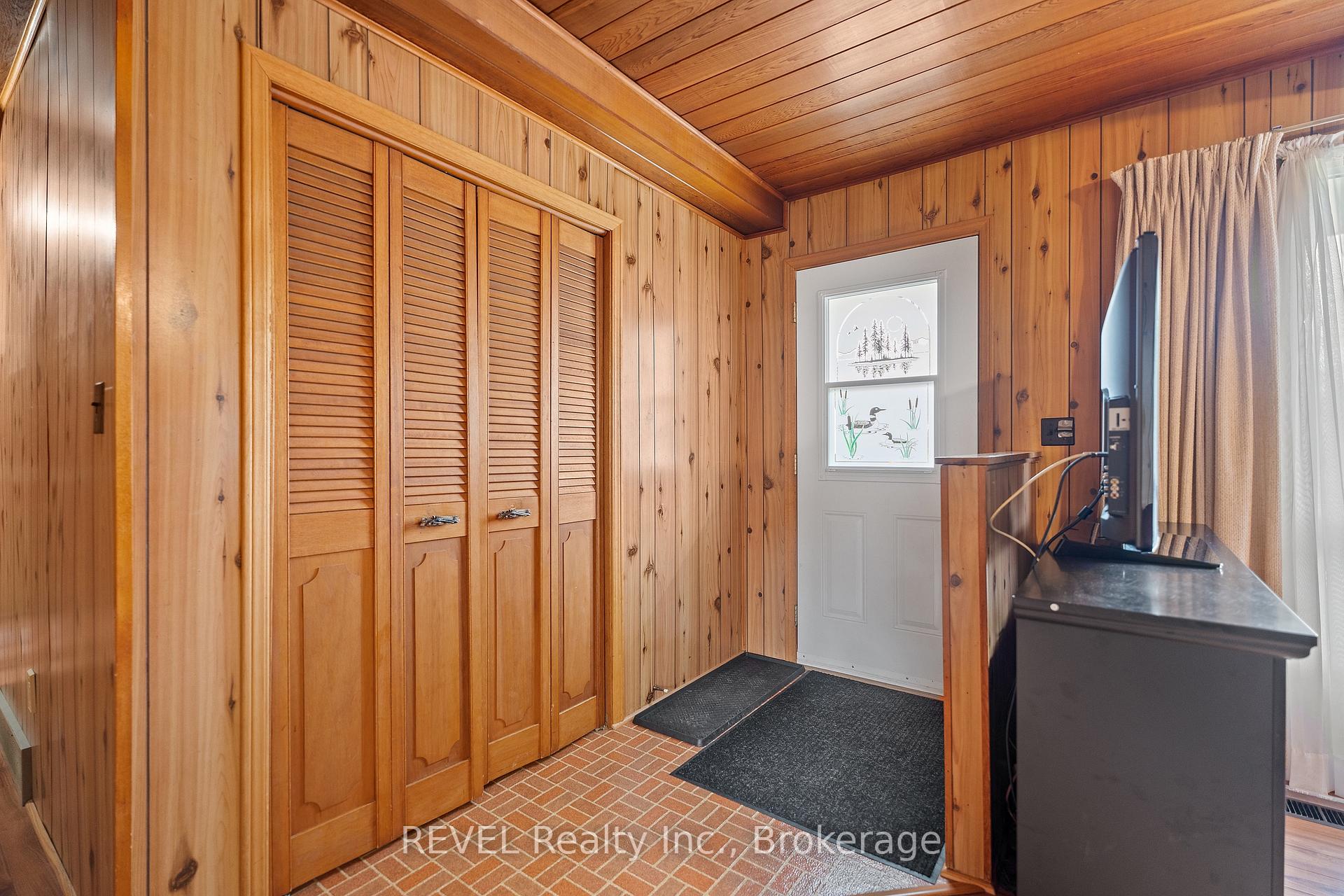 Photo 7 of 1226 Maple Street, Pelham, Fenwick — HOMEH