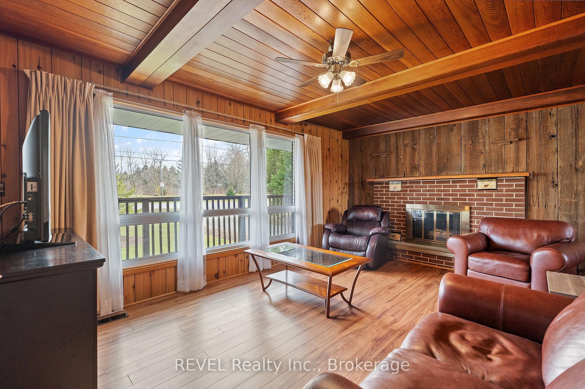 Photo 8 of 1226 Maple Street, Pelham, Fenwick — HOMEH