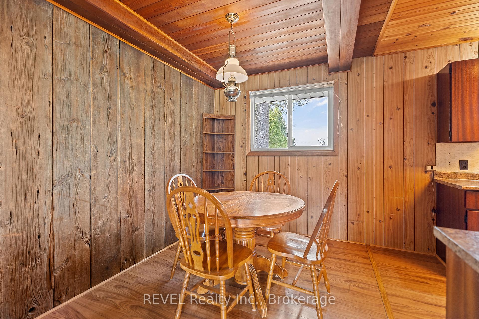Photo 11 of 1226 Maple Street, Pelham, Fenwick — HOMEH