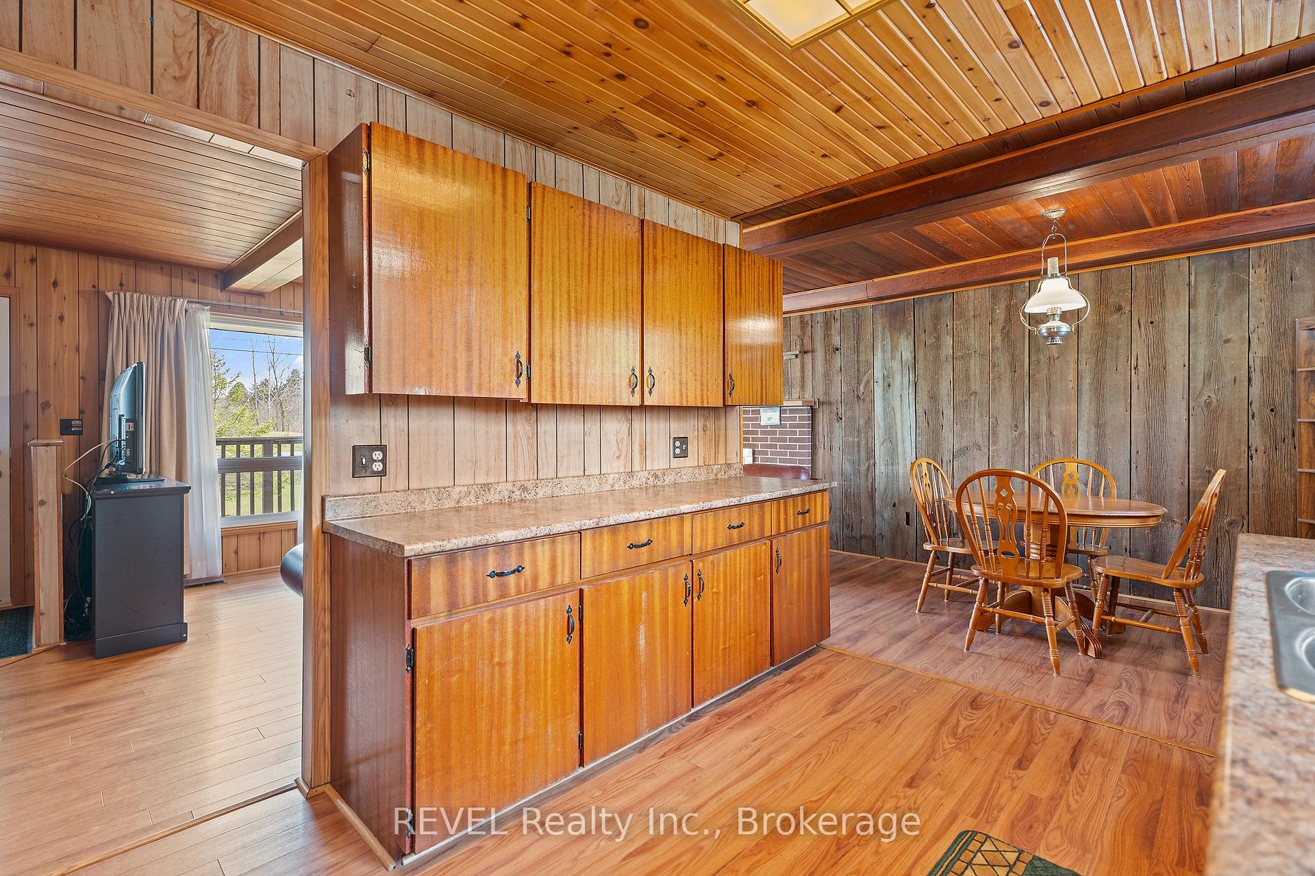 Photo 14 of 1226 Maple Street, Pelham, Fenwick — HOMEH