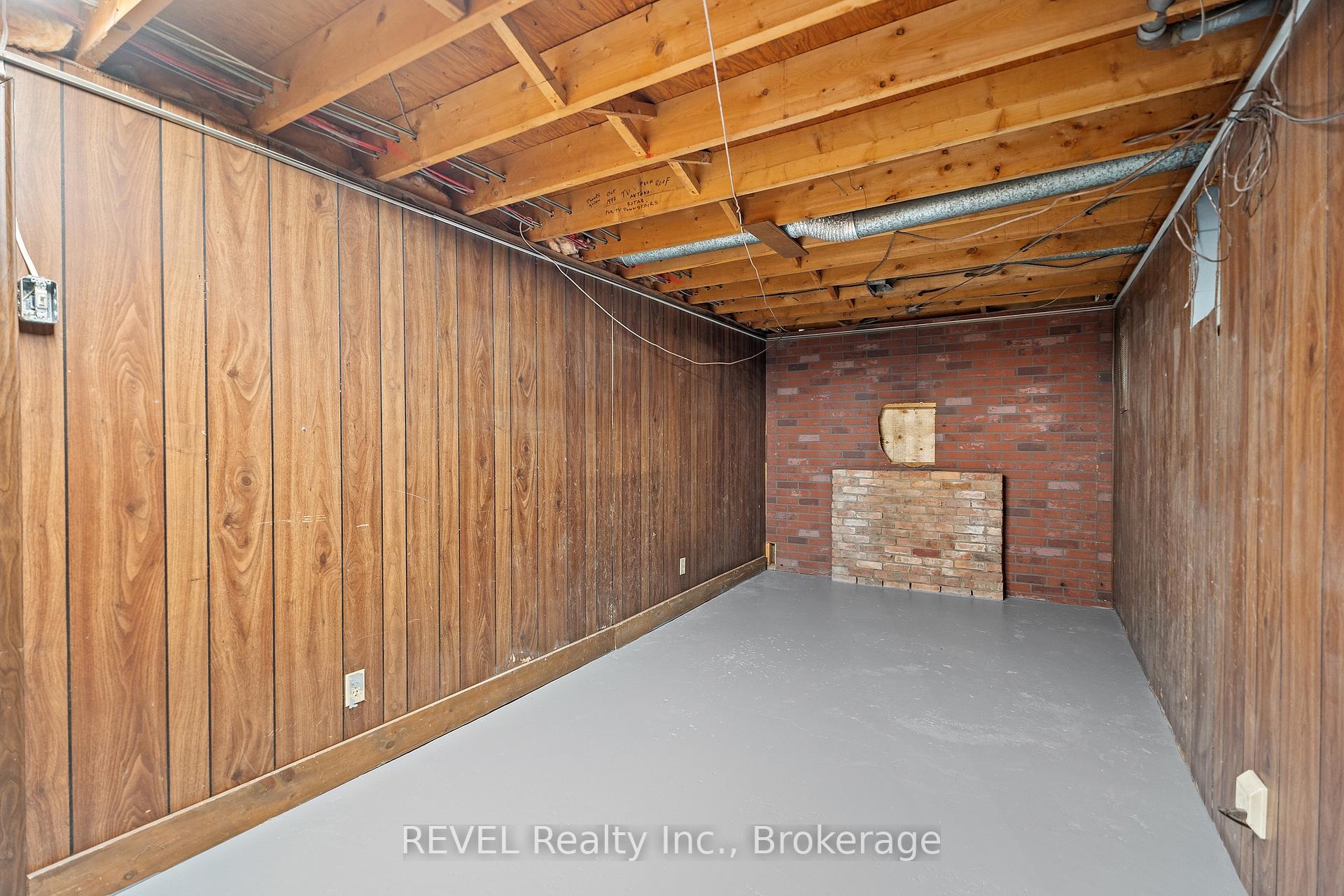 Photo 24 of 1226 Maple Street, Pelham, Fenwick — HOMEH