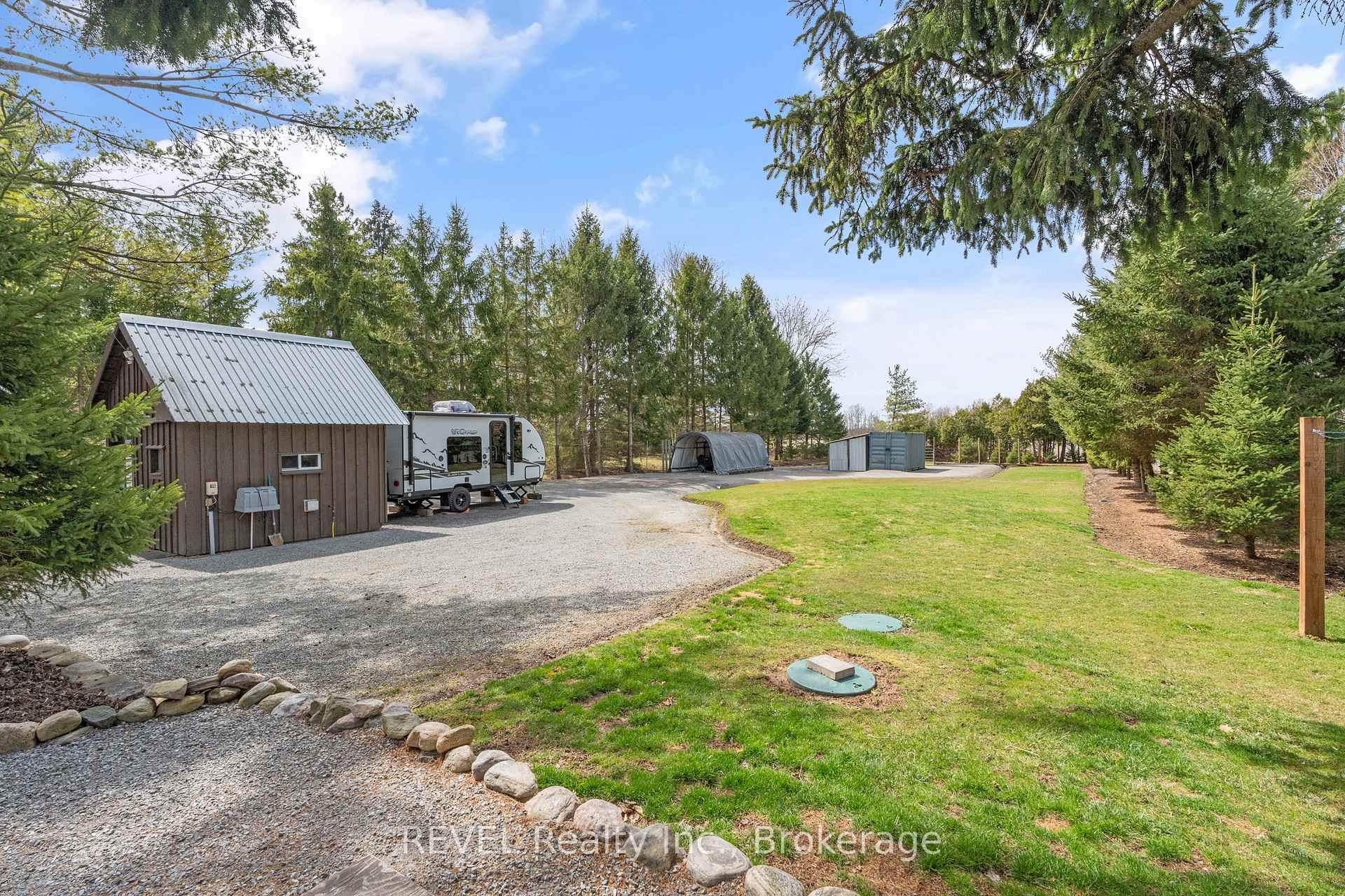 Photo 32 of 1226 Maple Street, Pelham, Fenwick — HOMEH