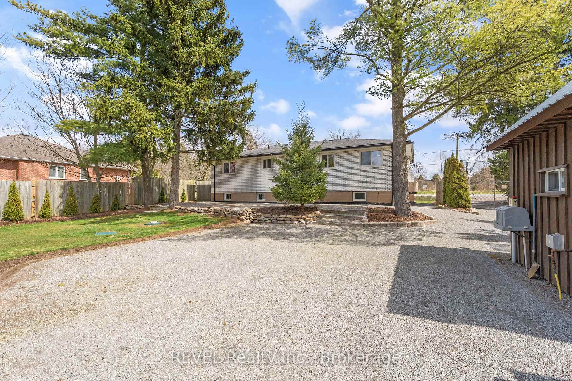 Photo 34 of 1226 Maple Street, Pelham, Fenwick — HOMEH