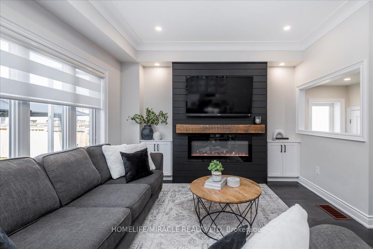 Photo 7 of 133 Arnold Crescent, New Tecumseth, Alliston — HOMEH