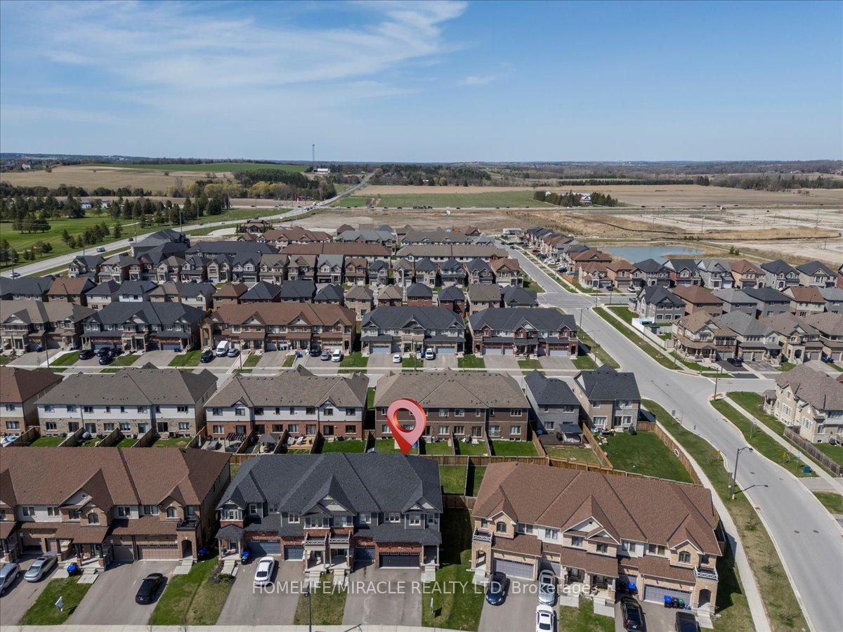 Photo 26 of 133 Arnold Crescent, New Tecumseth, Alliston — HOMEH