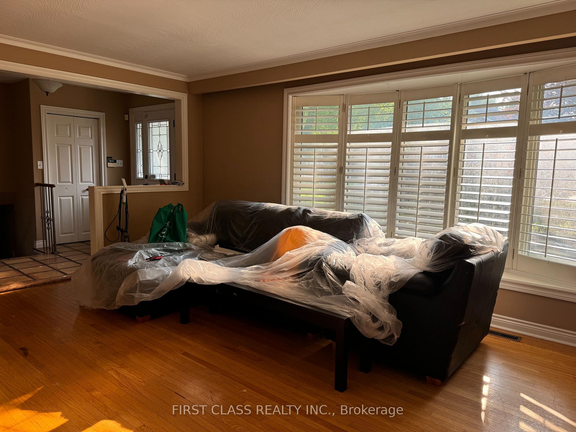 Photo 6 of 23 Oakcrest Avenue, Markham, Village Green-South Unionville — HOMEH