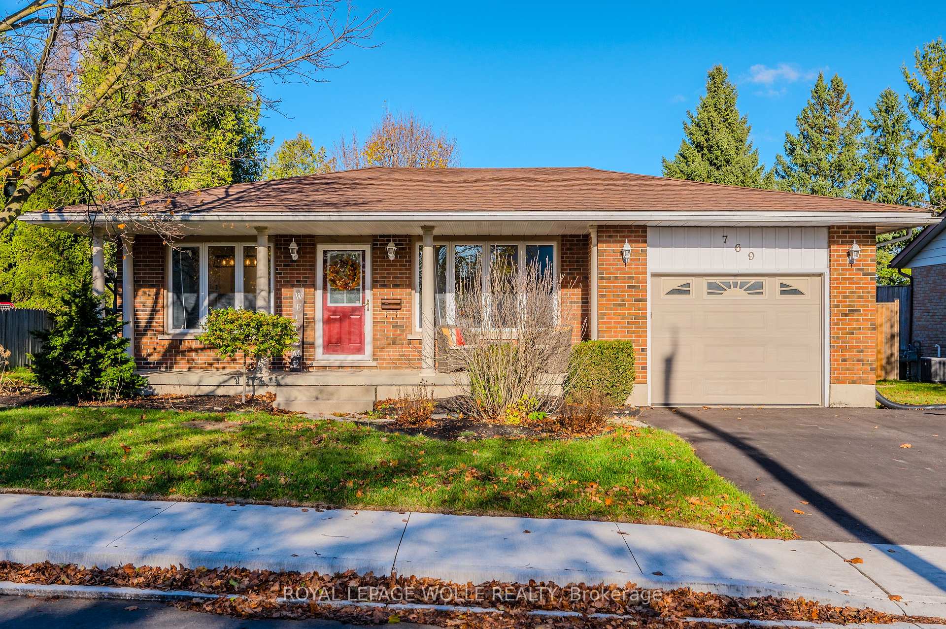 Photo 1 of 769 John Street W, North Perth, Listowel — HOMEH