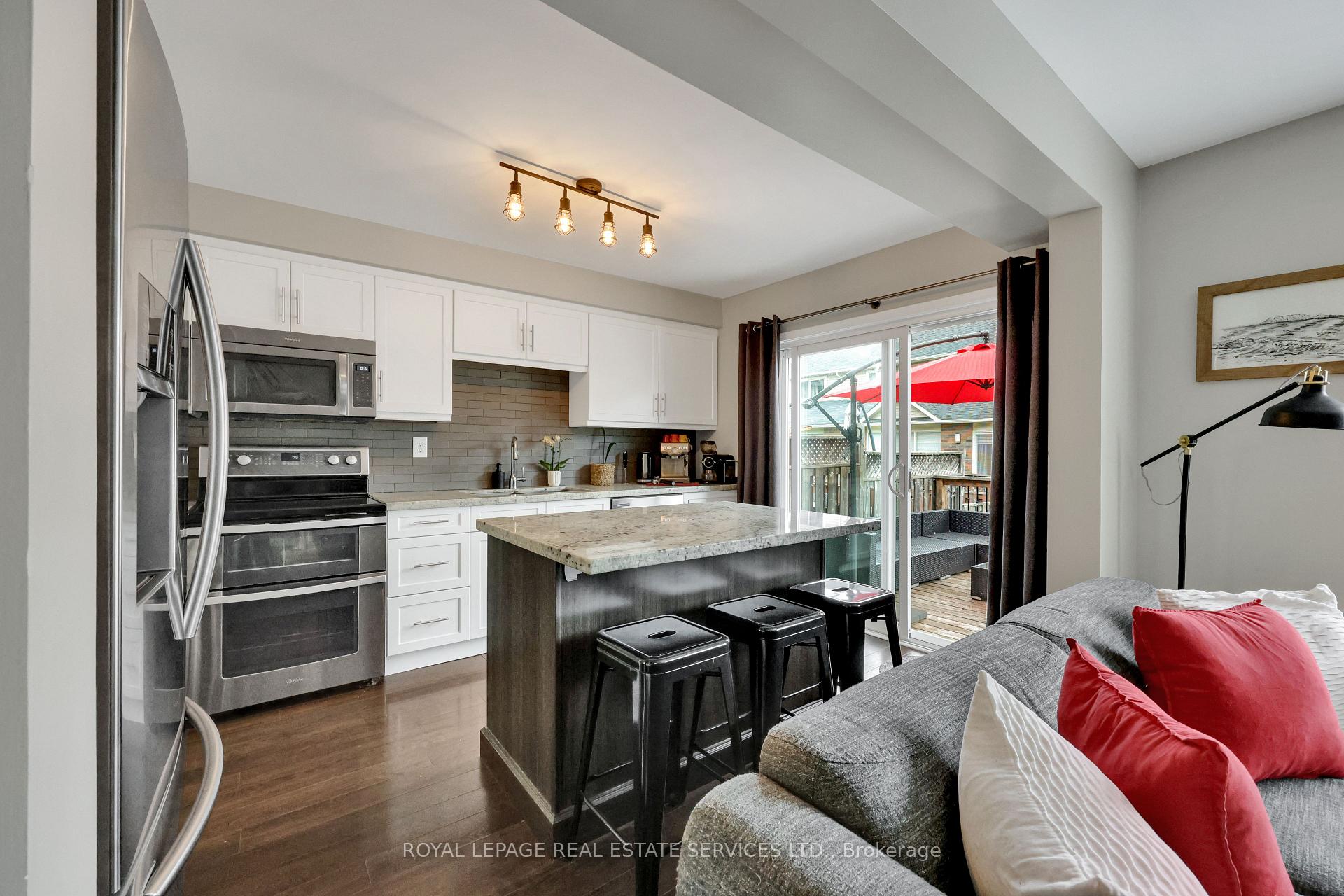 Photo 8 of 1627 Cartwright Crescent, Milton, Clarke — HOMEH