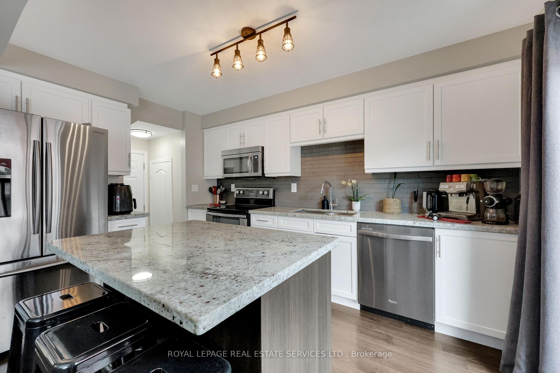 Photo 10 of 1627 Cartwright Crescent, Milton, Clarke — HOMEH