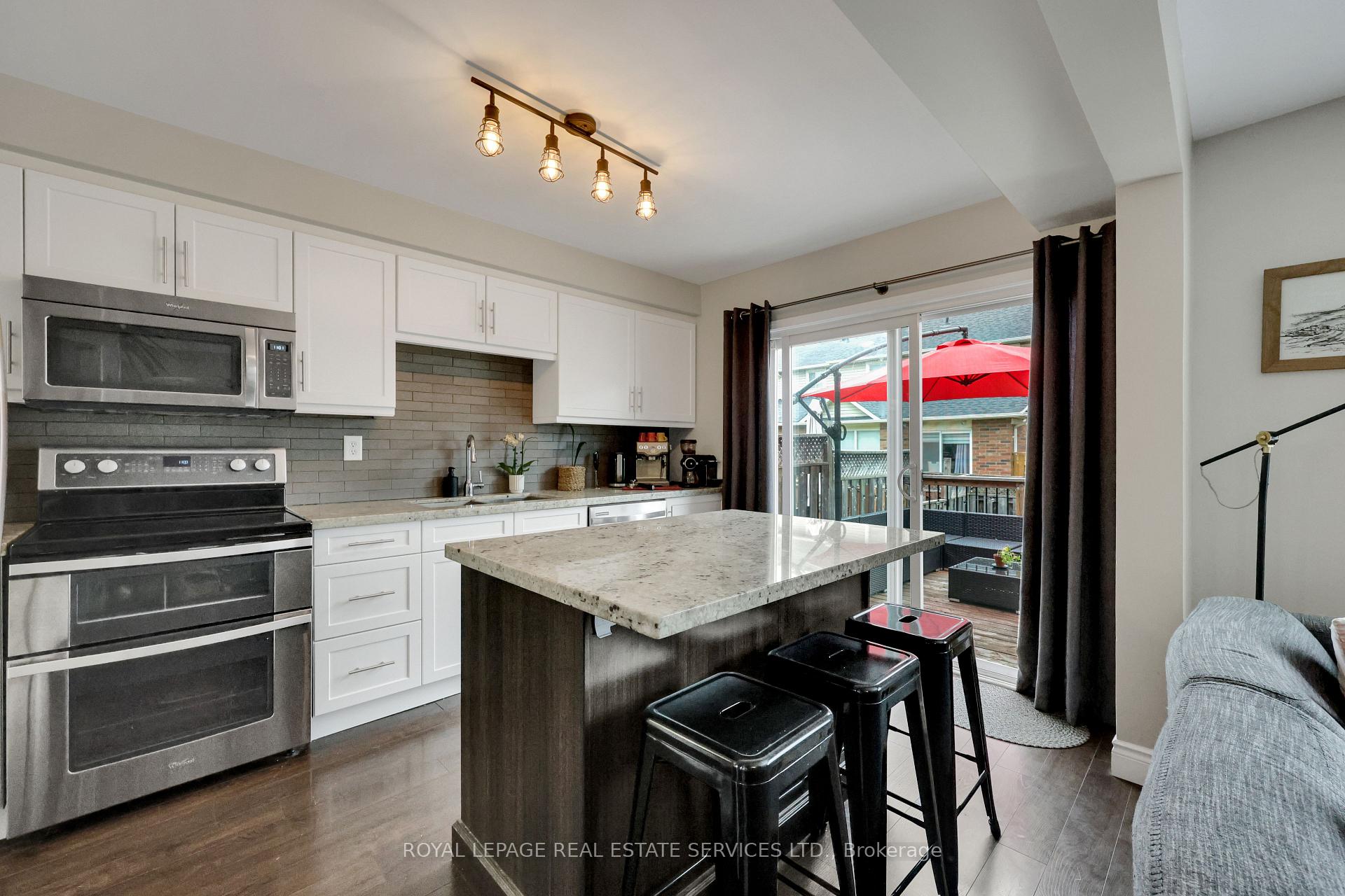 Photo 5 of 1627 Cartwright Crescent, Milton, Clarke — HOMEH