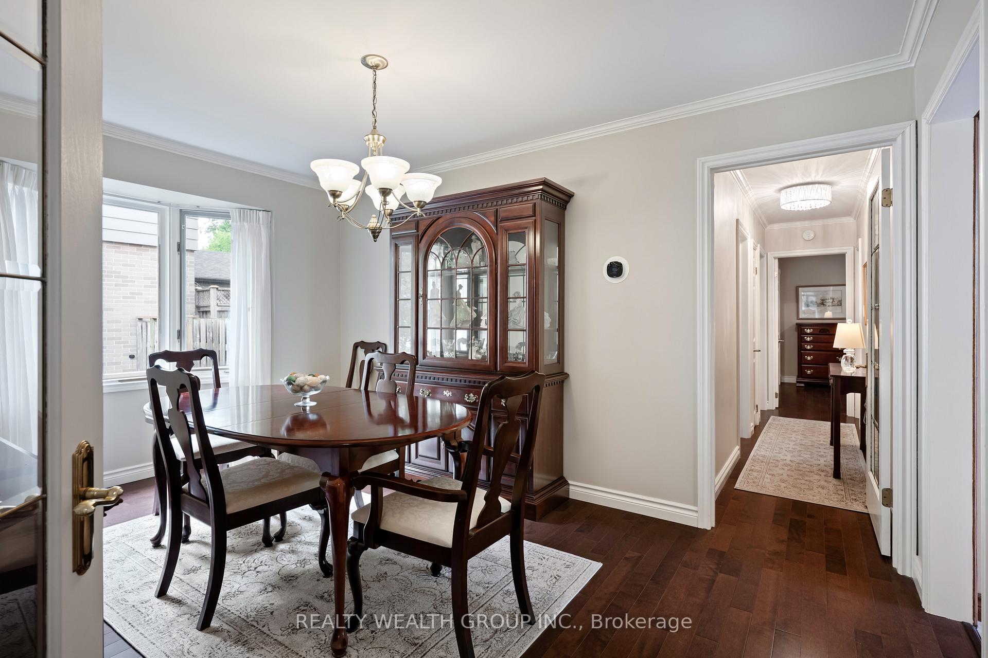 Photo 20 of 86 Alexander Road W, Newmarket, Gorham-College Manor — HOMEH