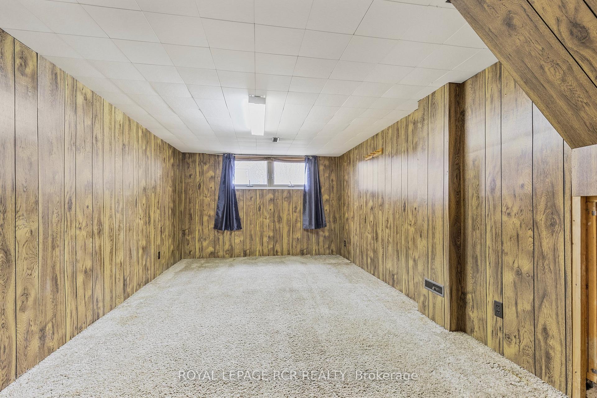 Photo 26 of 43 Mitchell Avenue, New Tecumseth, Alliston — HOMEH
