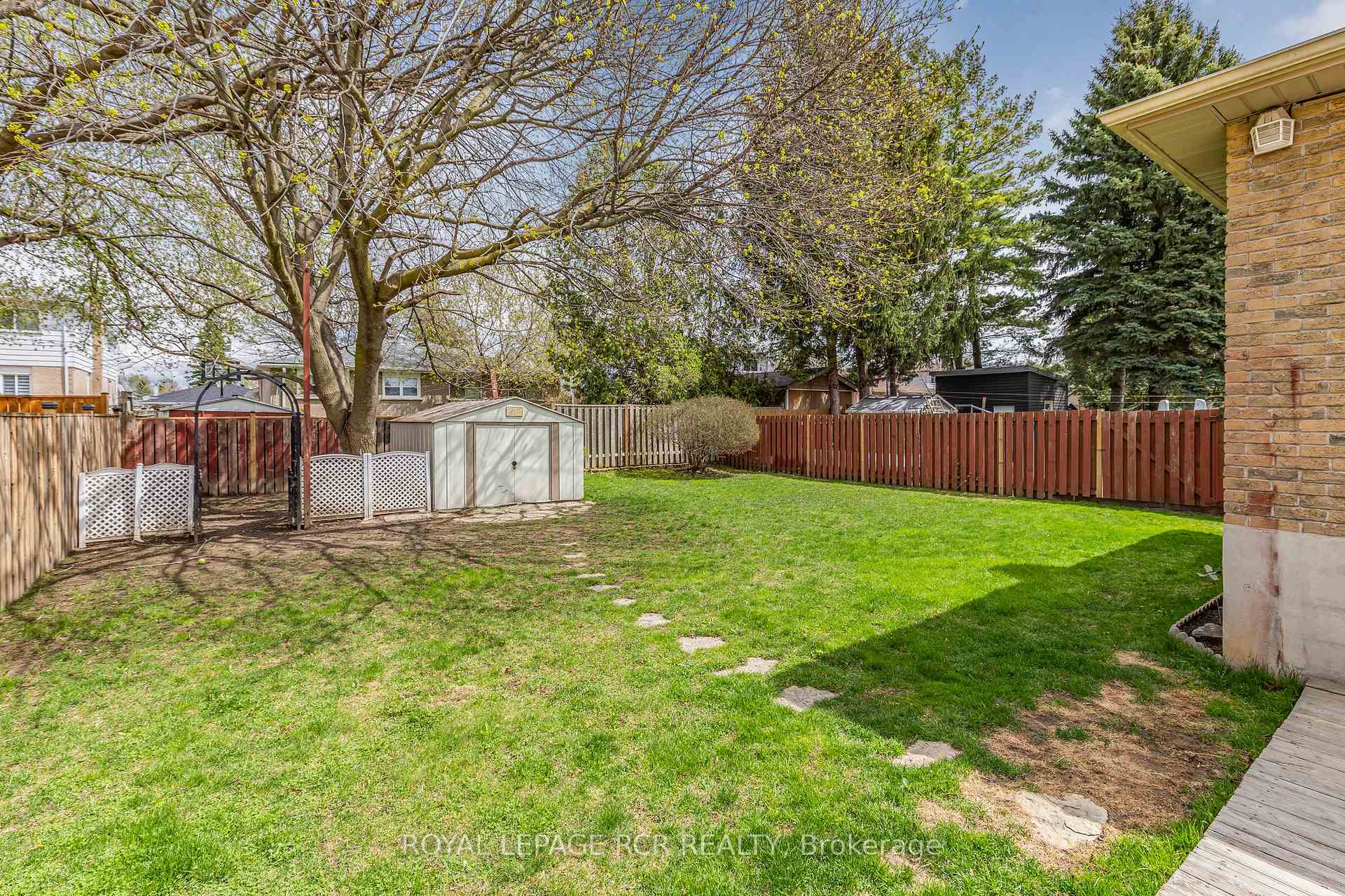 Photo 37 of 43 Mitchell Avenue, New Tecumseth, Alliston — HOMEH
