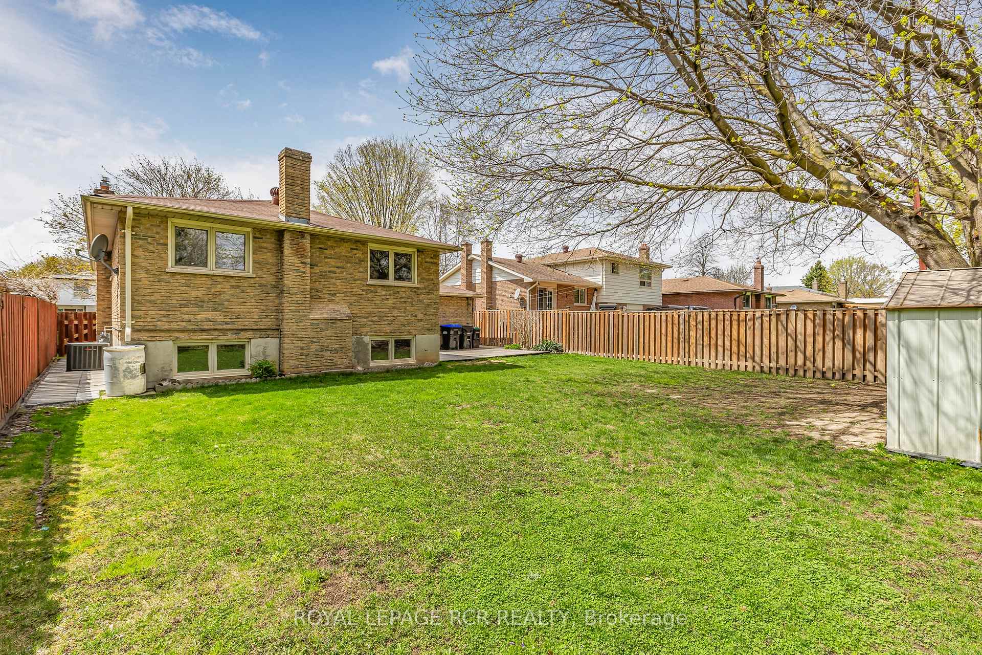 Photo 38 of 43 Mitchell Avenue, New Tecumseth, Alliston — HOMEH