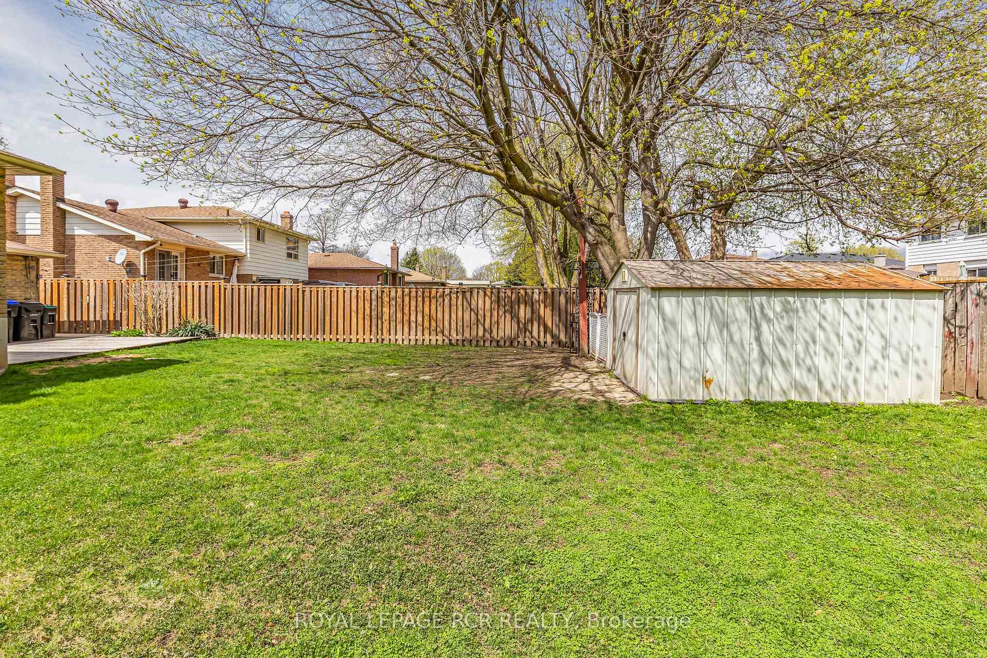 Photo 39 of 43 Mitchell Avenue, New Tecumseth, Alliston — HOMEH