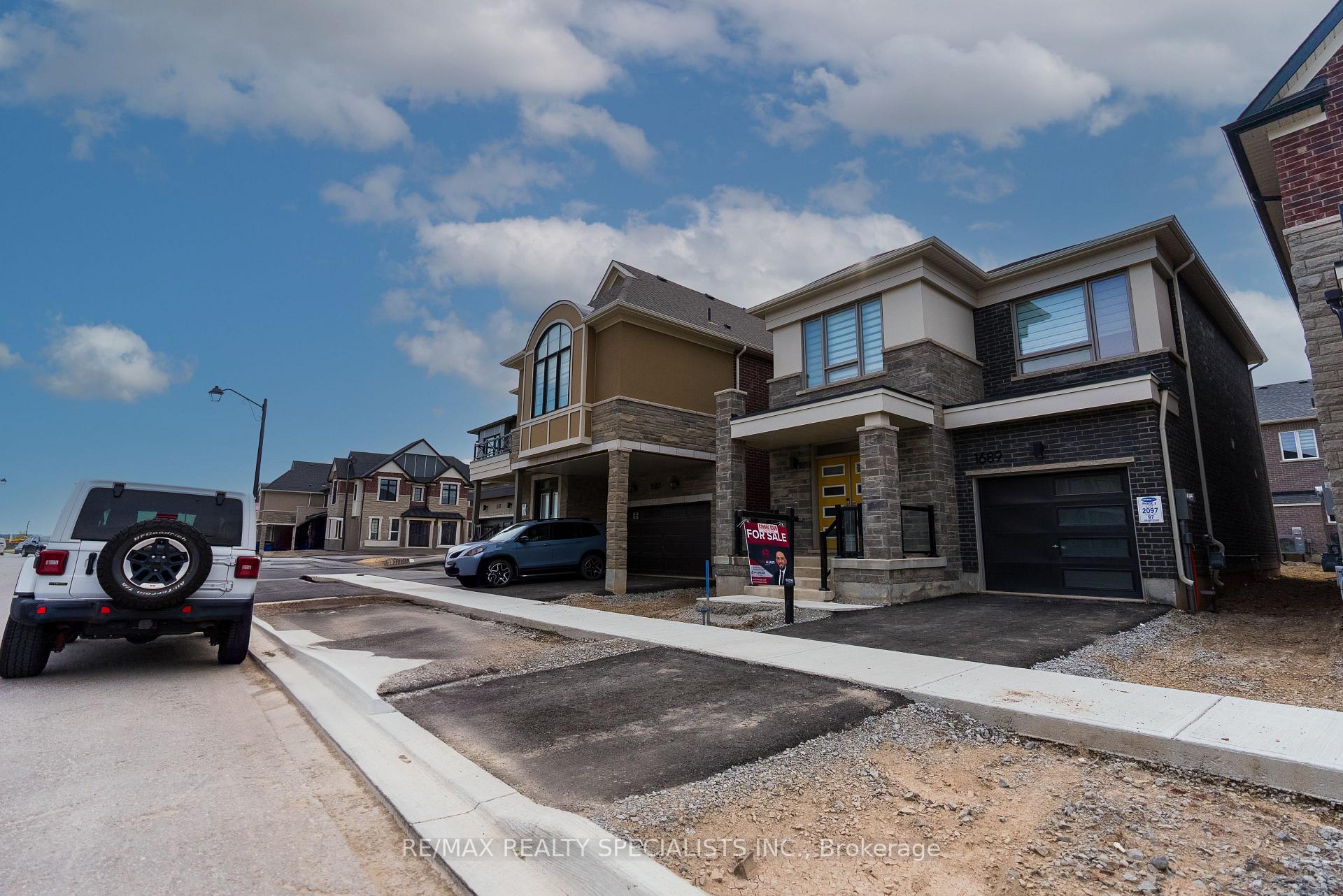 Photo 26 of 1689 Whitlock Avenue, Milton, Bowes — HOMEH