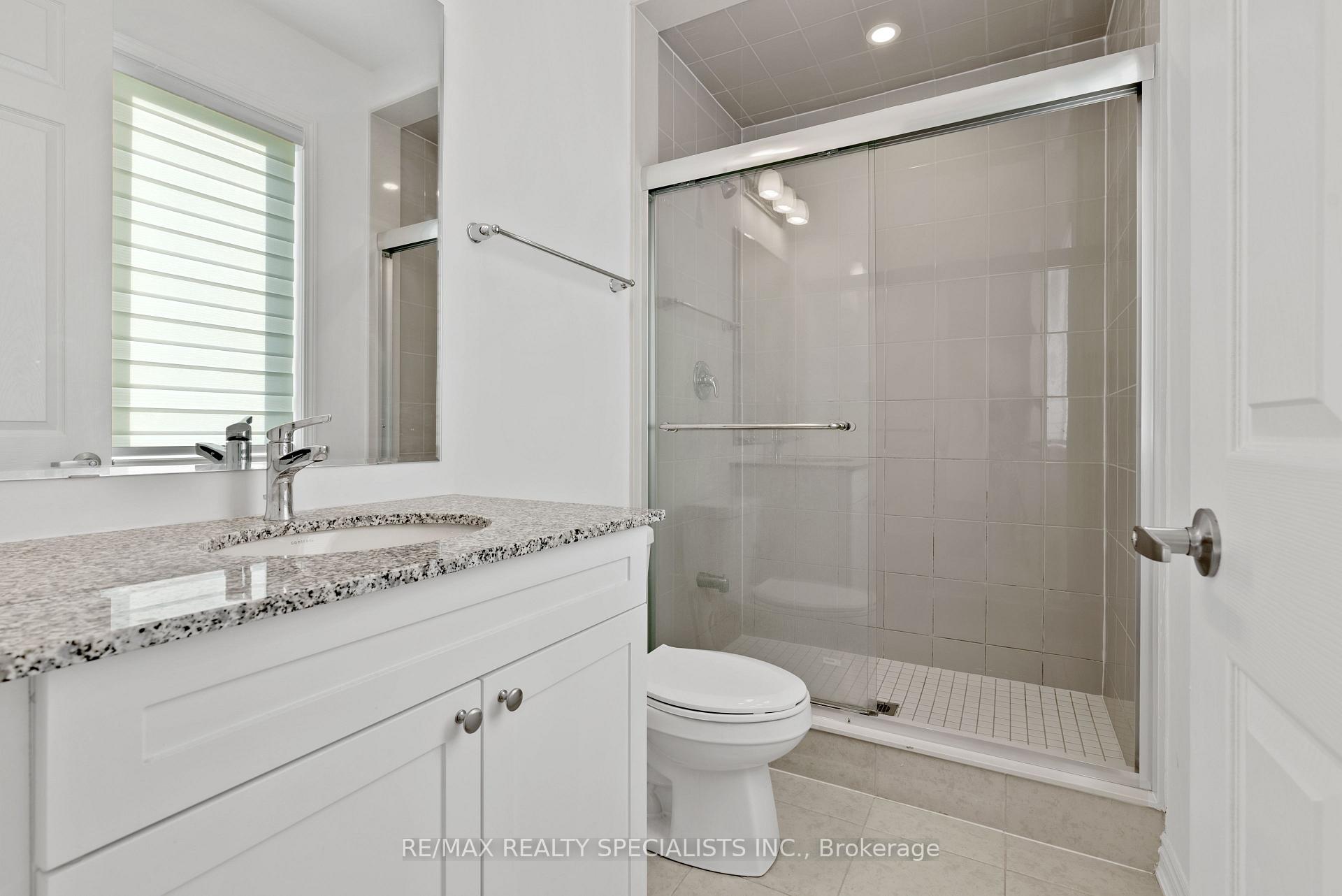 Photo 22 of 1689 Whitlock Avenue, Milton, Bowes — HOMEH