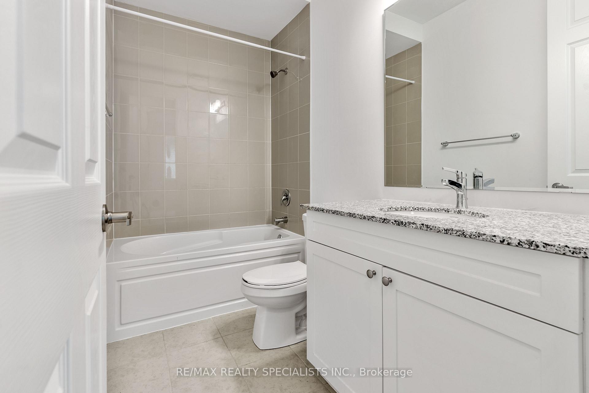 Photo 23 of 1689 Whitlock Avenue, Milton, Bowes — HOMEH
