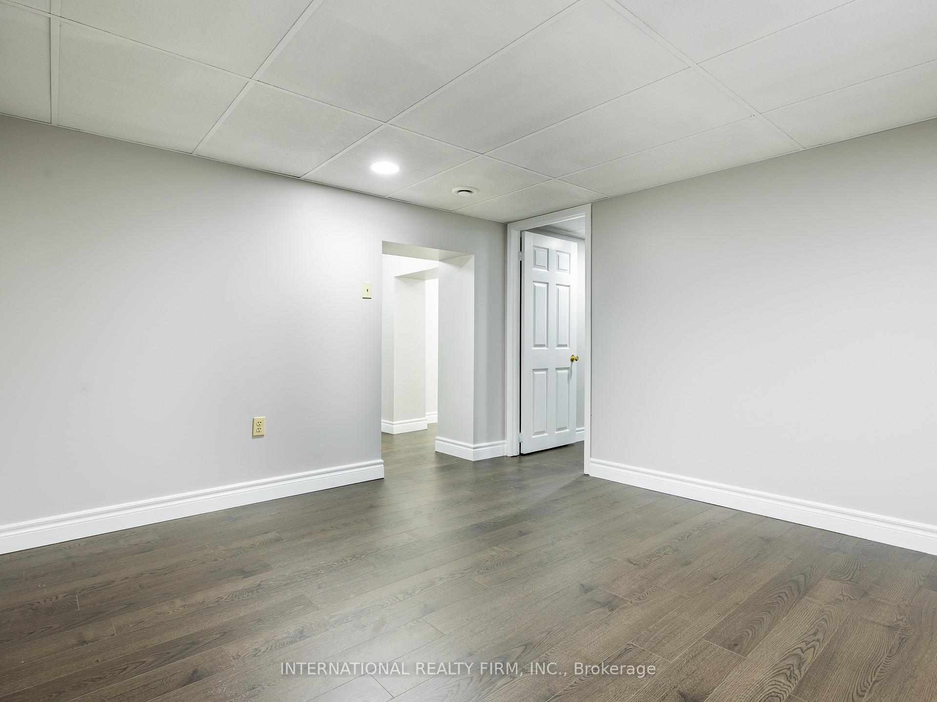 Photo 9 of Unit Basement, 345 Park Road S, Oshawa, Vanier — HOMEH