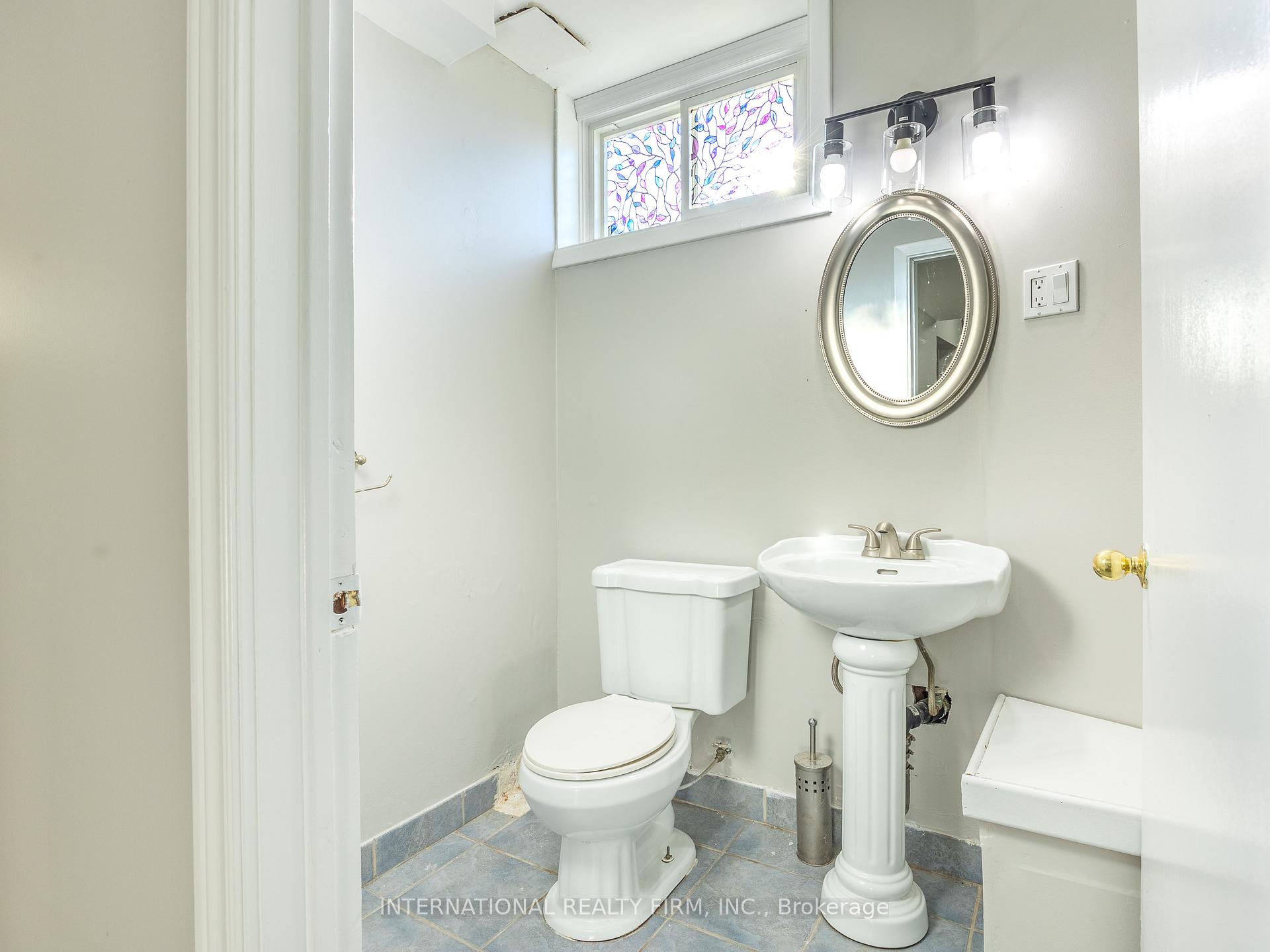 Photo 14 of Unit Basement, 345 Park Road S, Oshawa, Vanier — HOMEH