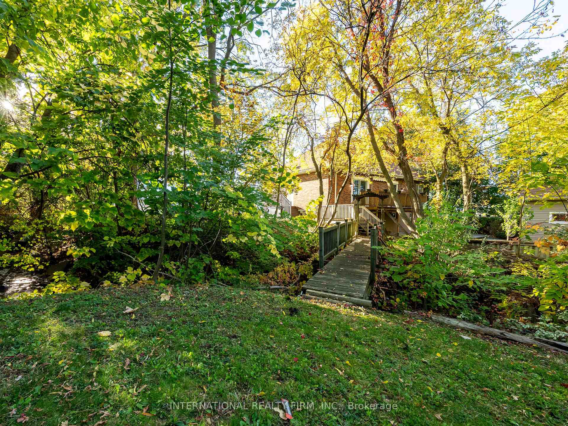 Photo 24 of Unit Basement, 345 Park Road S, Oshawa, Vanier — HOMEH