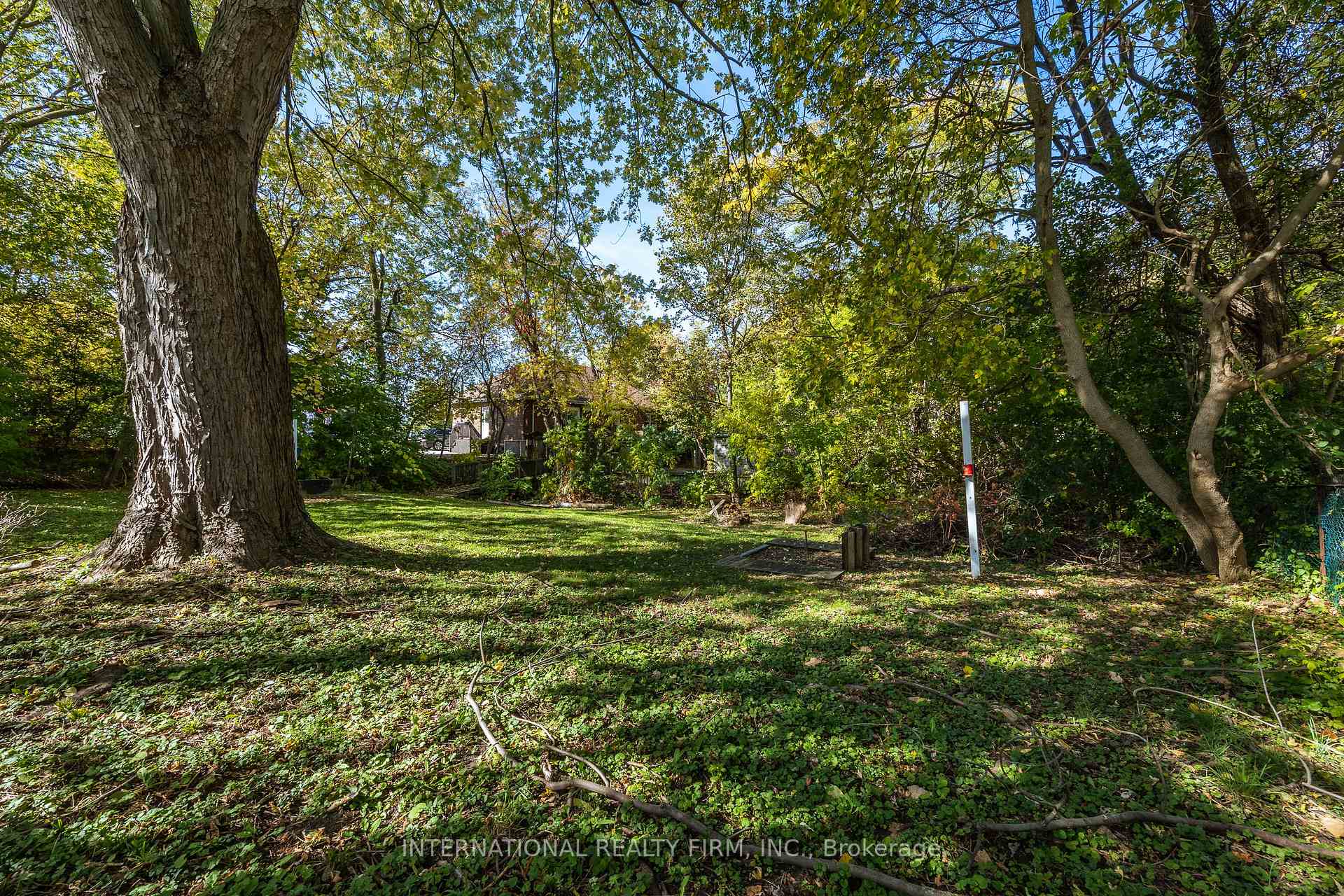 Photo 26 of Unit Basement, 345 Park Road S, Oshawa, Vanier — HOMEH