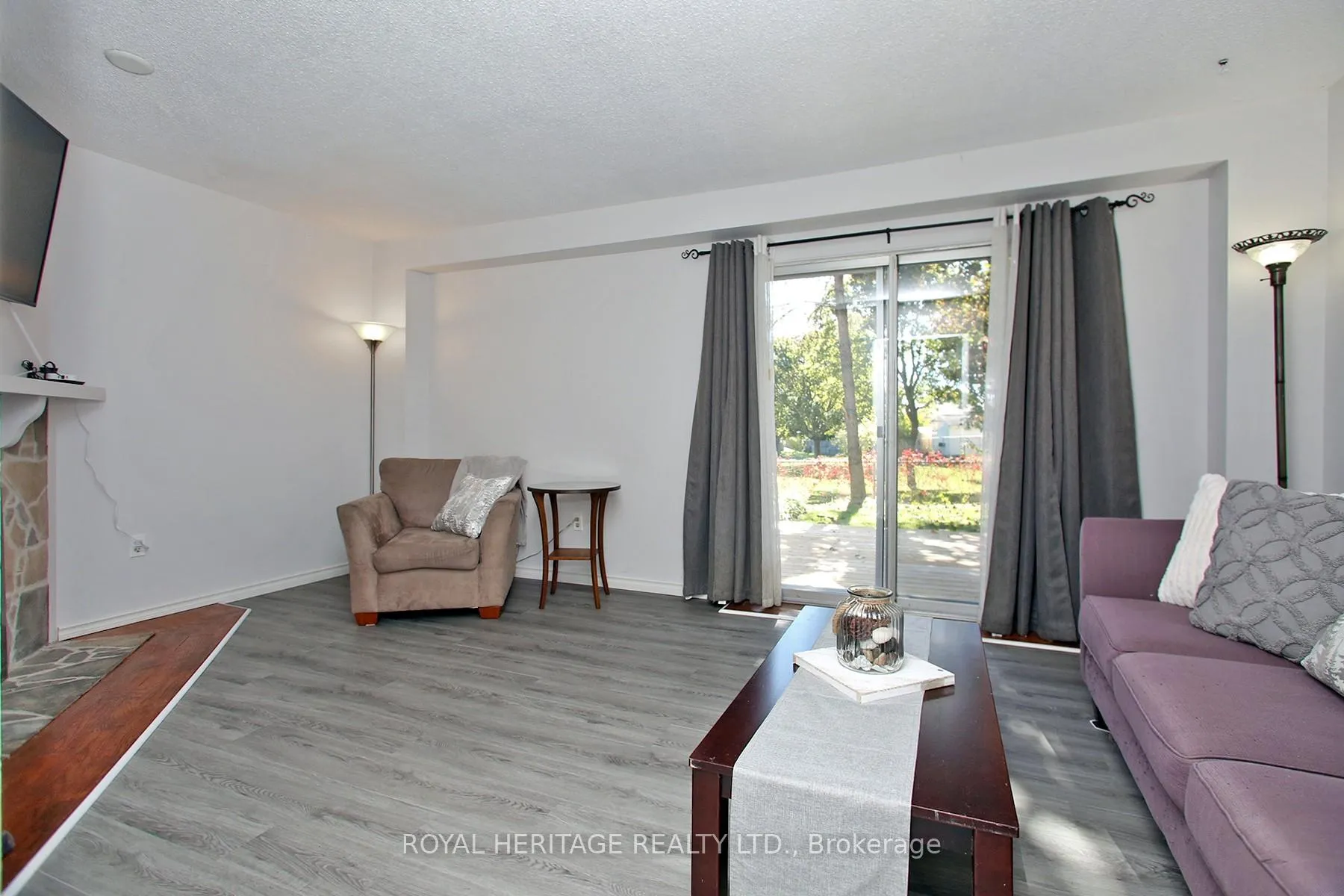 Photo 5 of 205 Northminster Court, Oshawa, Centennial — HOMEH