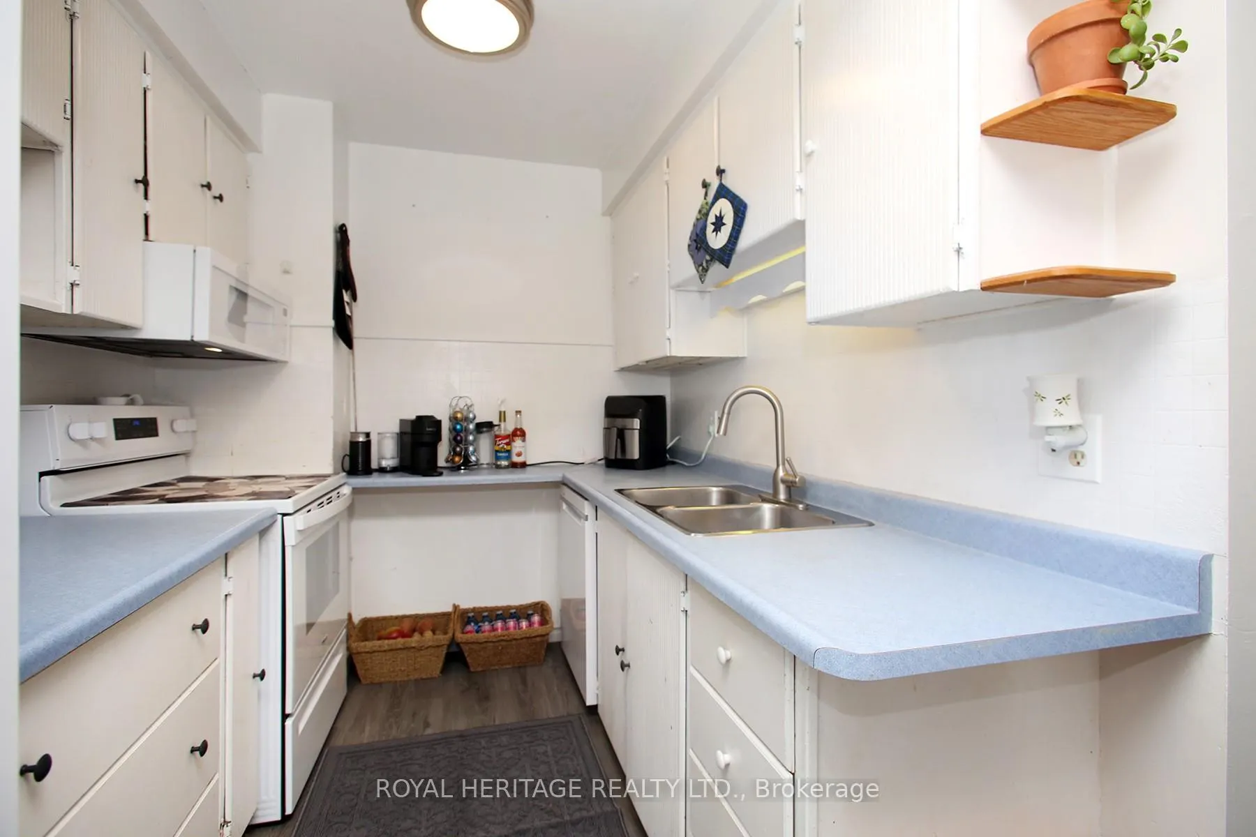 Photo 6 of 205 Northminster Court, Oshawa, Centennial — HOMEH