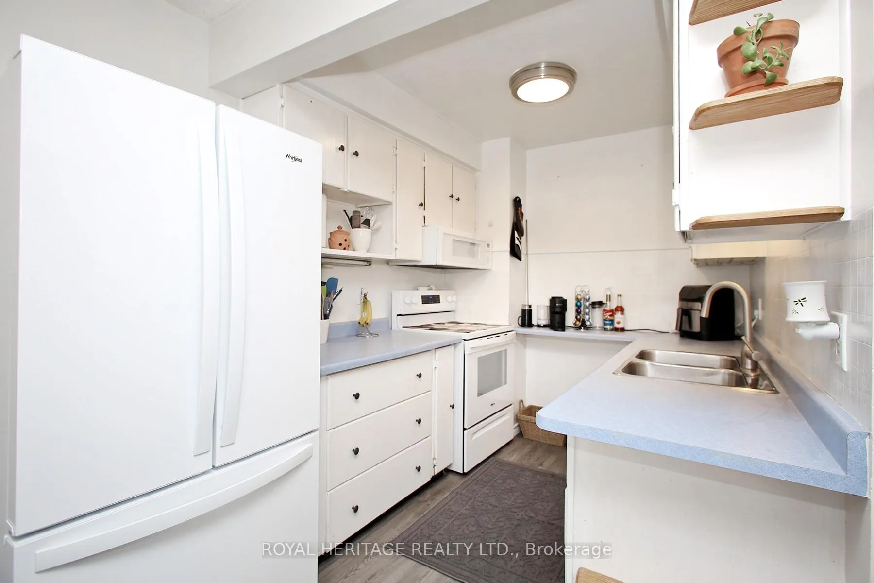 Photo 7 of 205 Northminster Court, Oshawa, Centennial — HOMEH