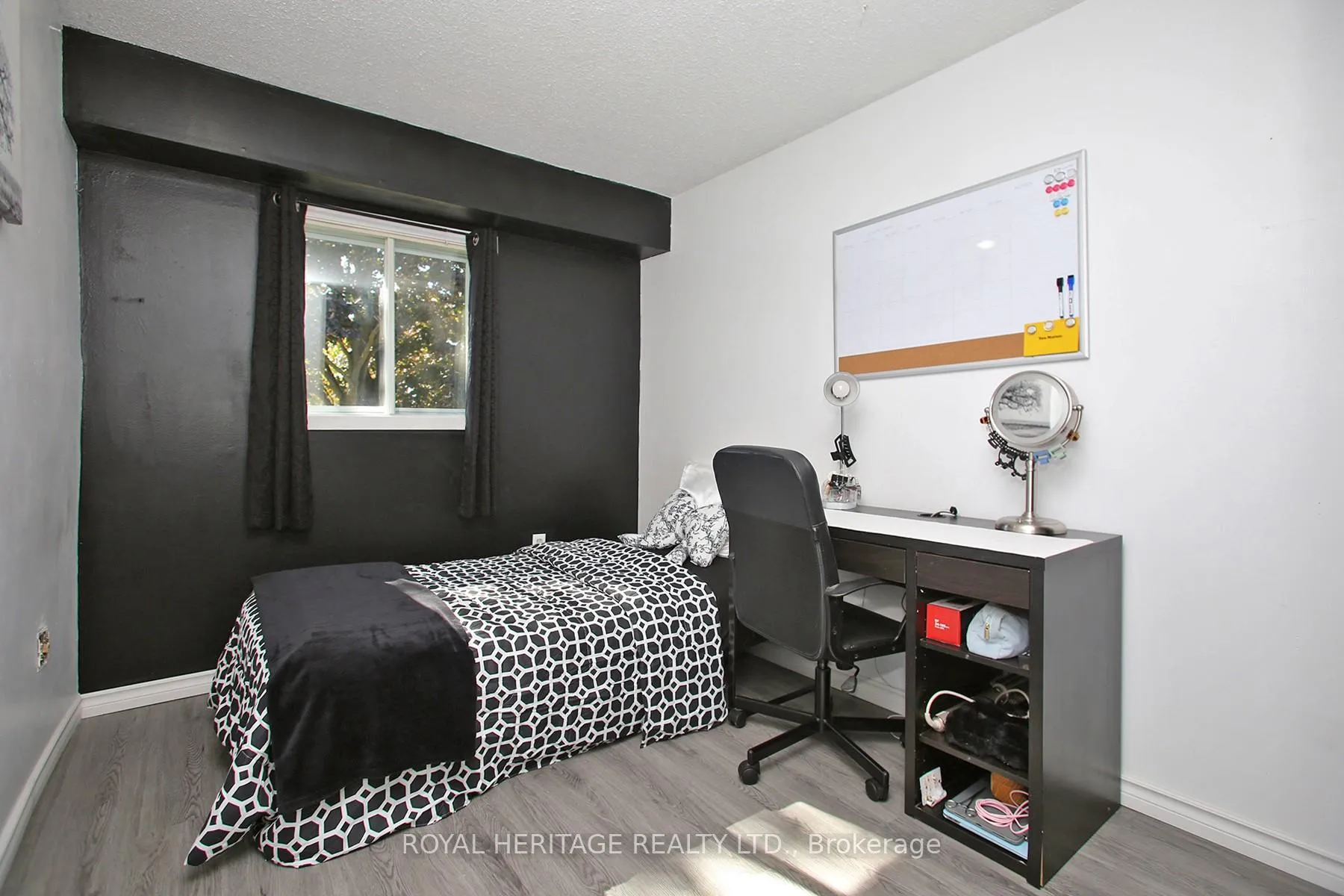 Photo 17 of 205 Northminster Court, Oshawa, Centennial — HOMEH