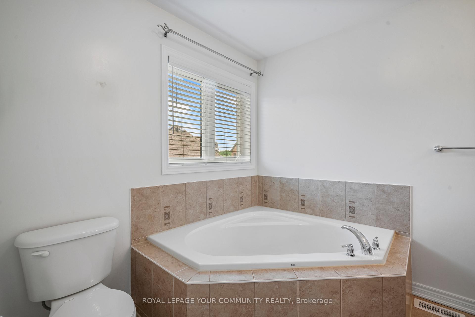Photo 20 of 372 Scott Boulevard, Milton, Scott — HOMEH