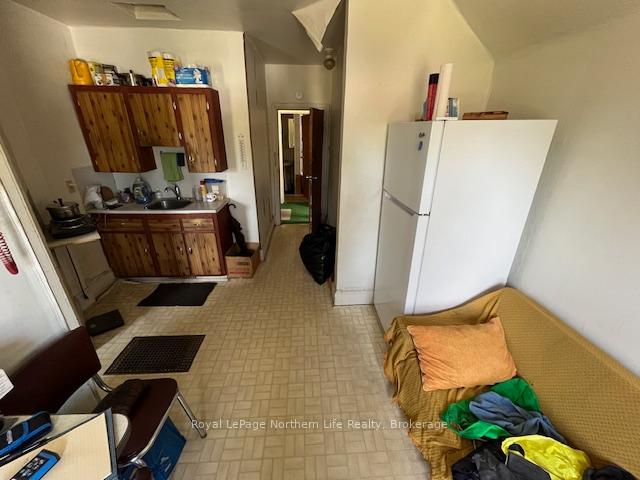 Photo 11 of 345 Fourth Avenue E, North Bay, Central — HOMEH