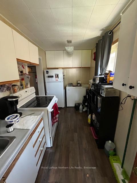 Photo 15 of 345 Fourth Avenue E, North Bay, Central — HOMEH