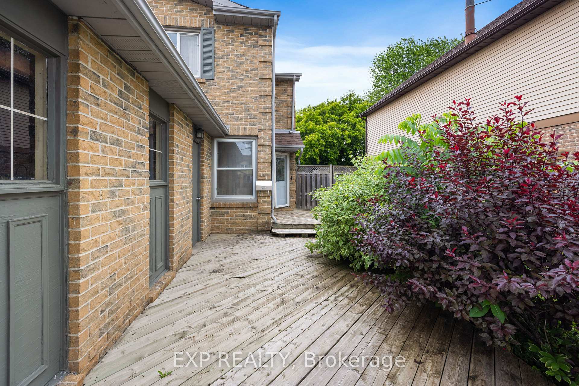 Photo 6 of 578 Laurier Avenue, Milton, Timberlea — HOMEH