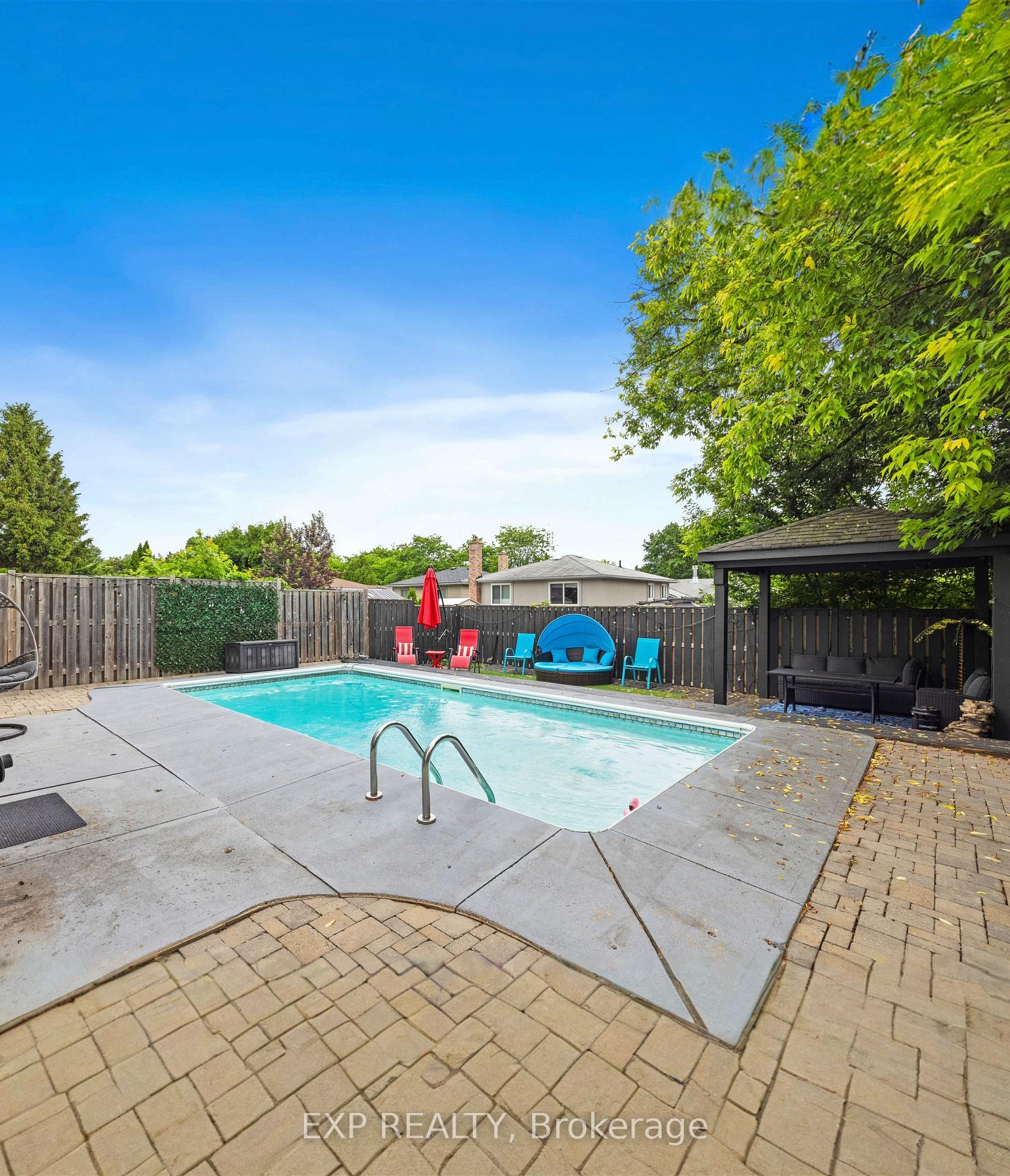 Photo 27 of 578 Laurier Avenue, Milton, Timberlea — HOMEH