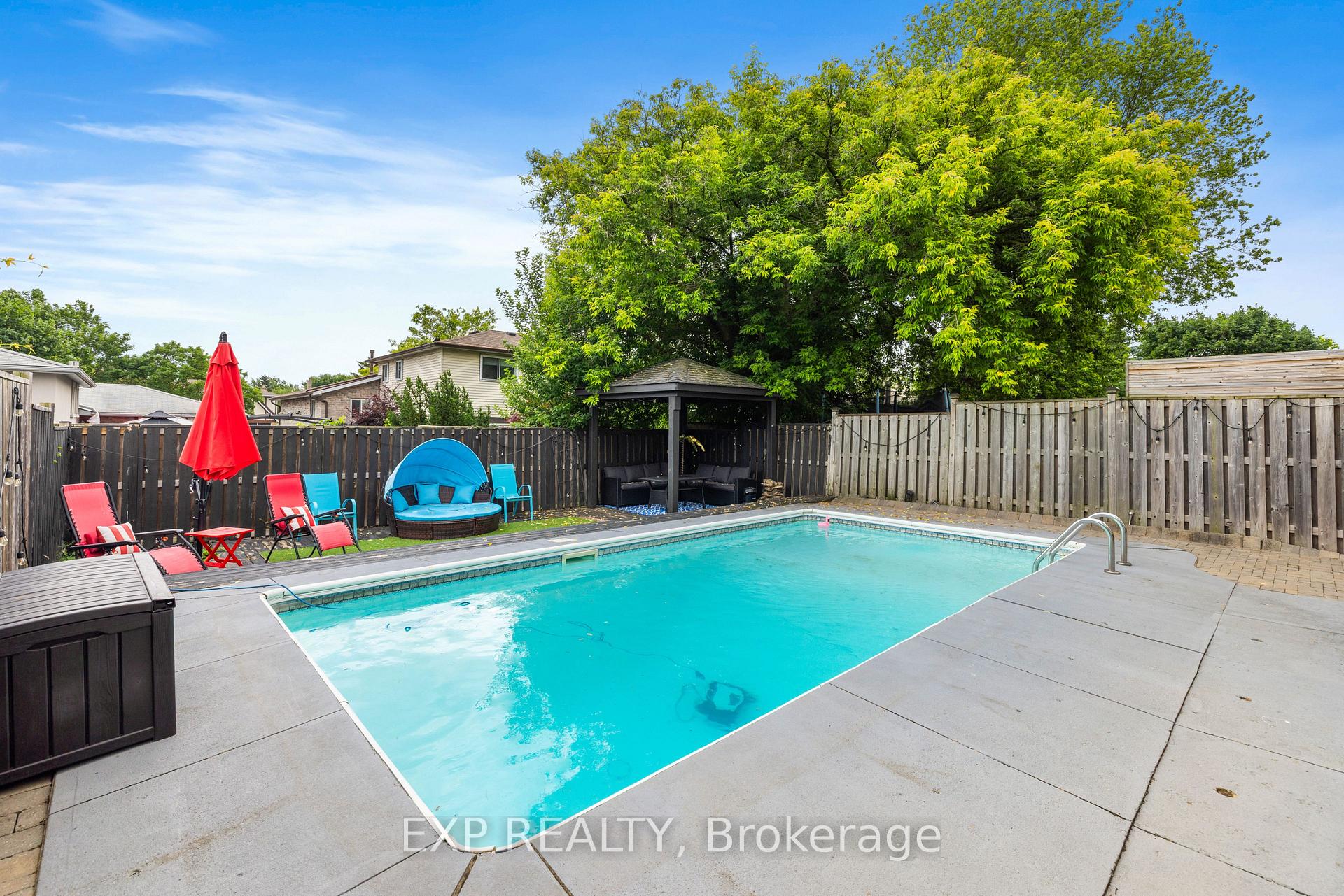 Photo 15 of 578 Laurier Avenue, Milton, Timberlea — HOMEH