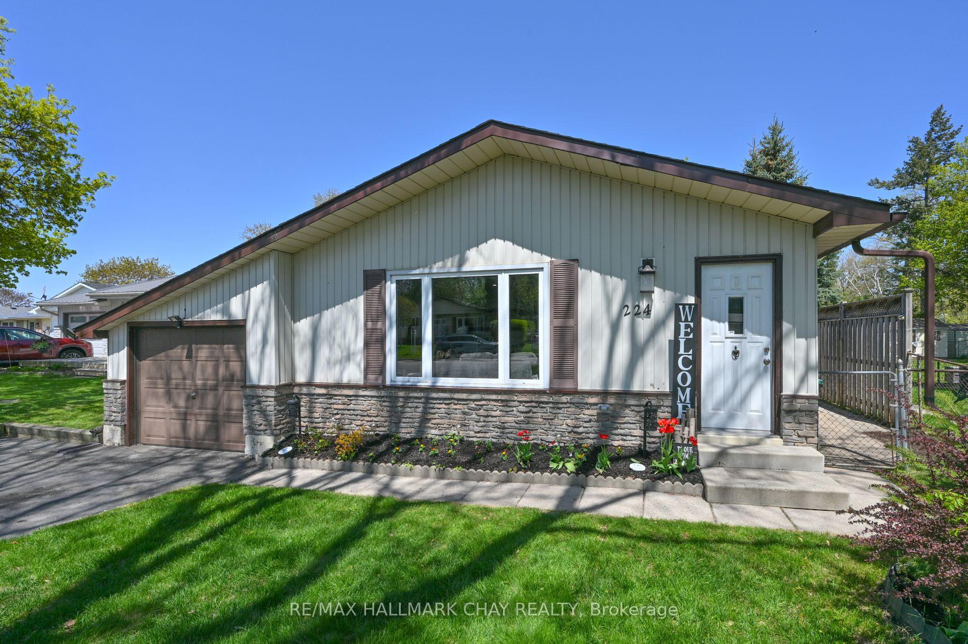 Photo 4 of 224 Tupper Boulevard, New Tecumseth, Alliston — HOMEH