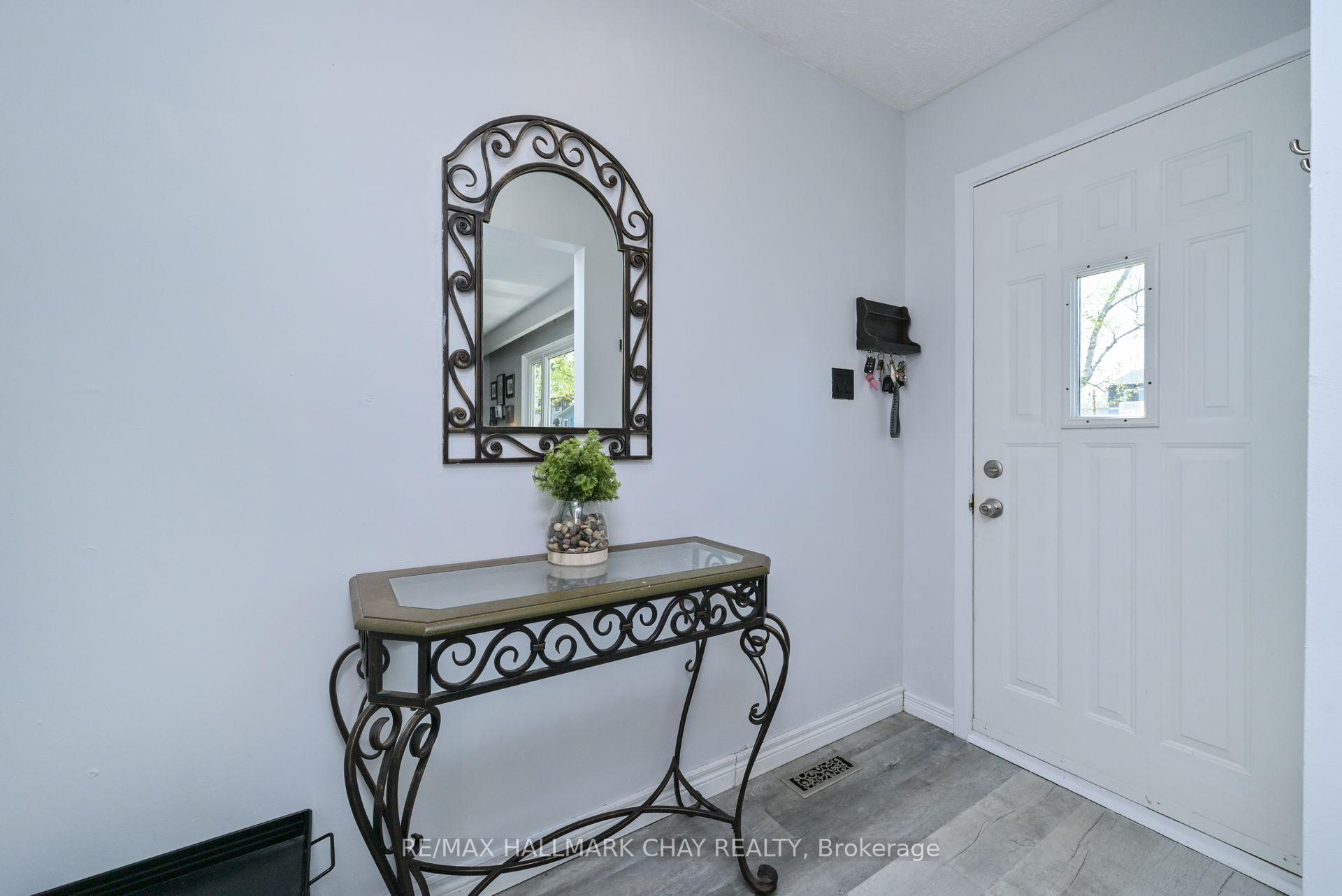 Photo 5 of 224 Tupper Boulevard, New Tecumseth, Alliston — HOMEH