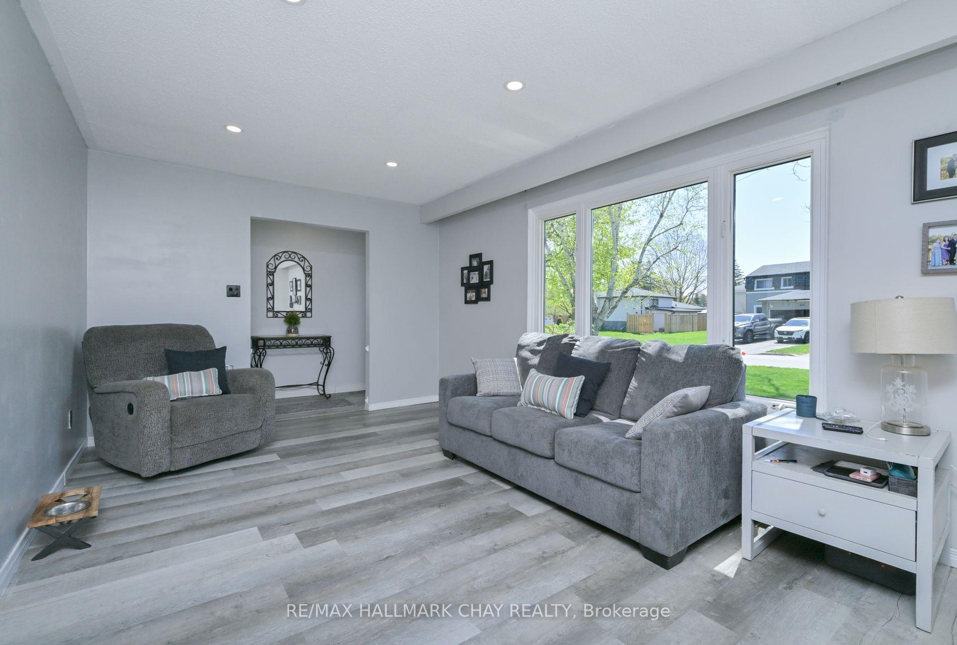 Photo 7 of 224 Tupper Boulevard, New Tecumseth, Alliston — HOMEH
