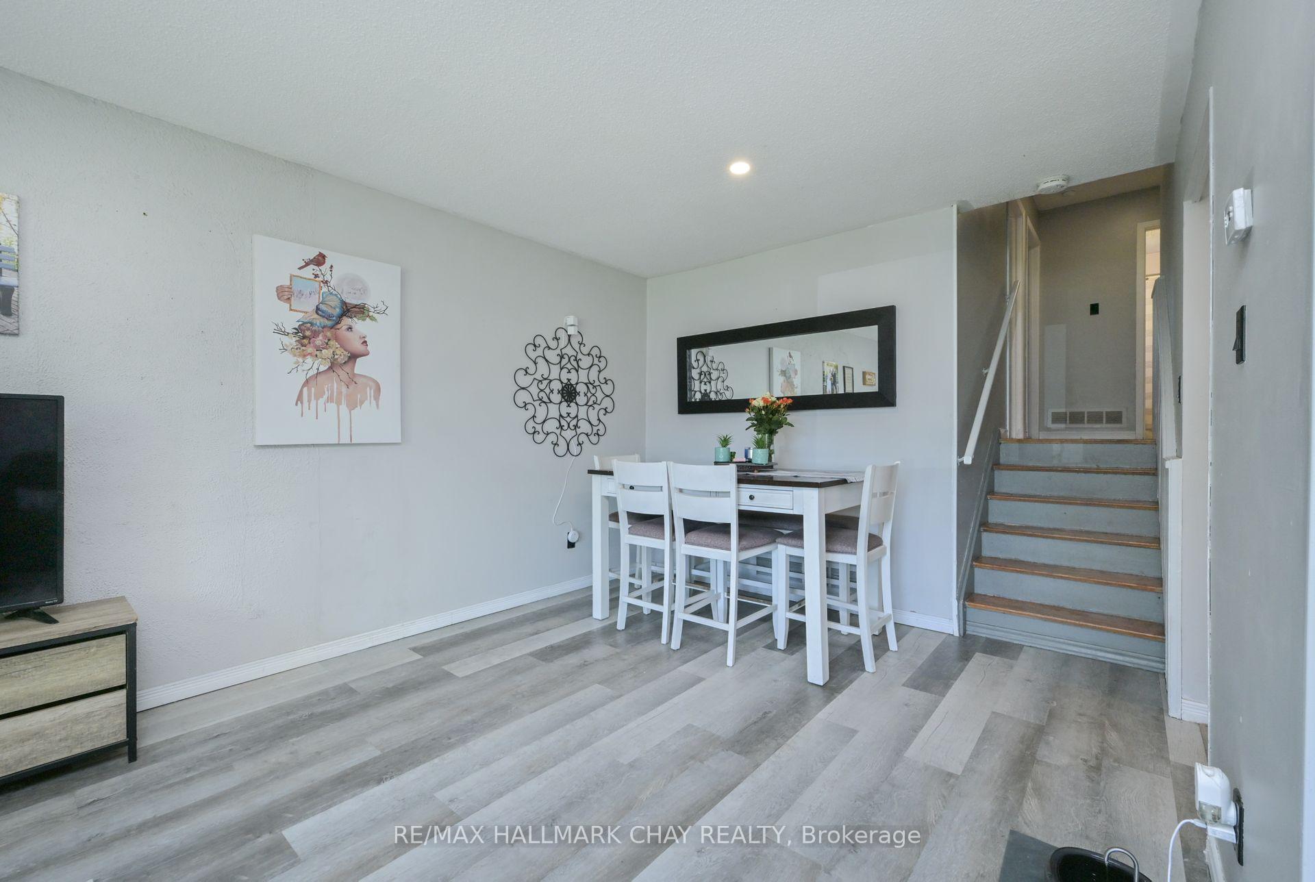 Photo 9 of 224 Tupper Boulevard, New Tecumseth, Alliston — HOMEH