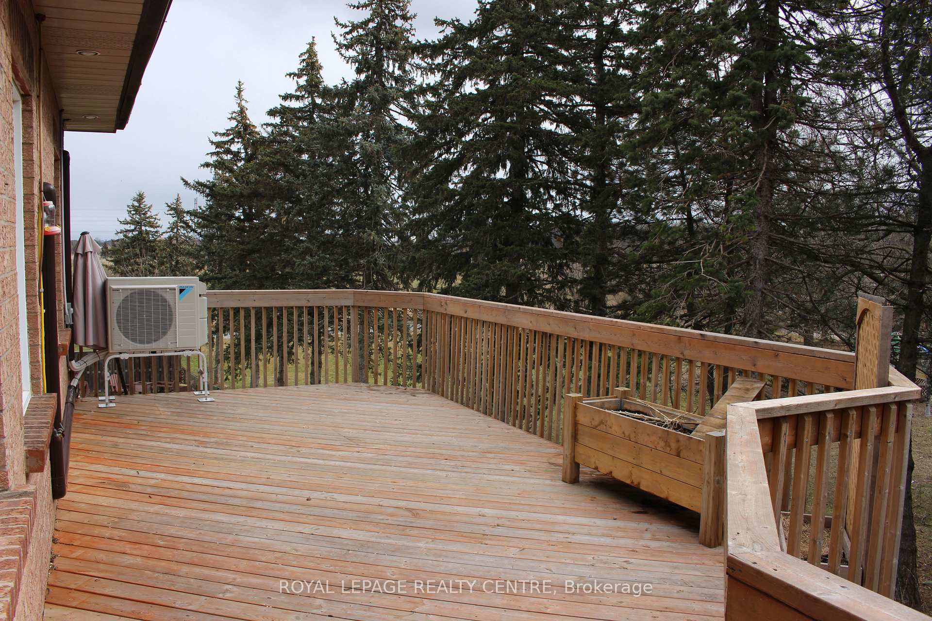 Photo 16 of Unit 3, 5425 Eighth Line, Milton, Rural Trafalgar — HOMEH