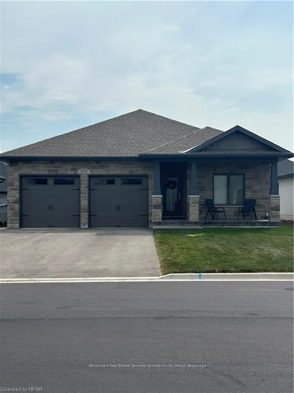 Front of 1070 Evans Street W