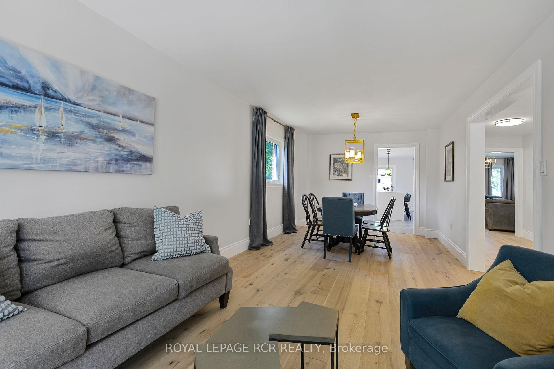 Photo 17 of 155 Bowerman Boulevard, New Tecumseth, Alliston — HOMEH