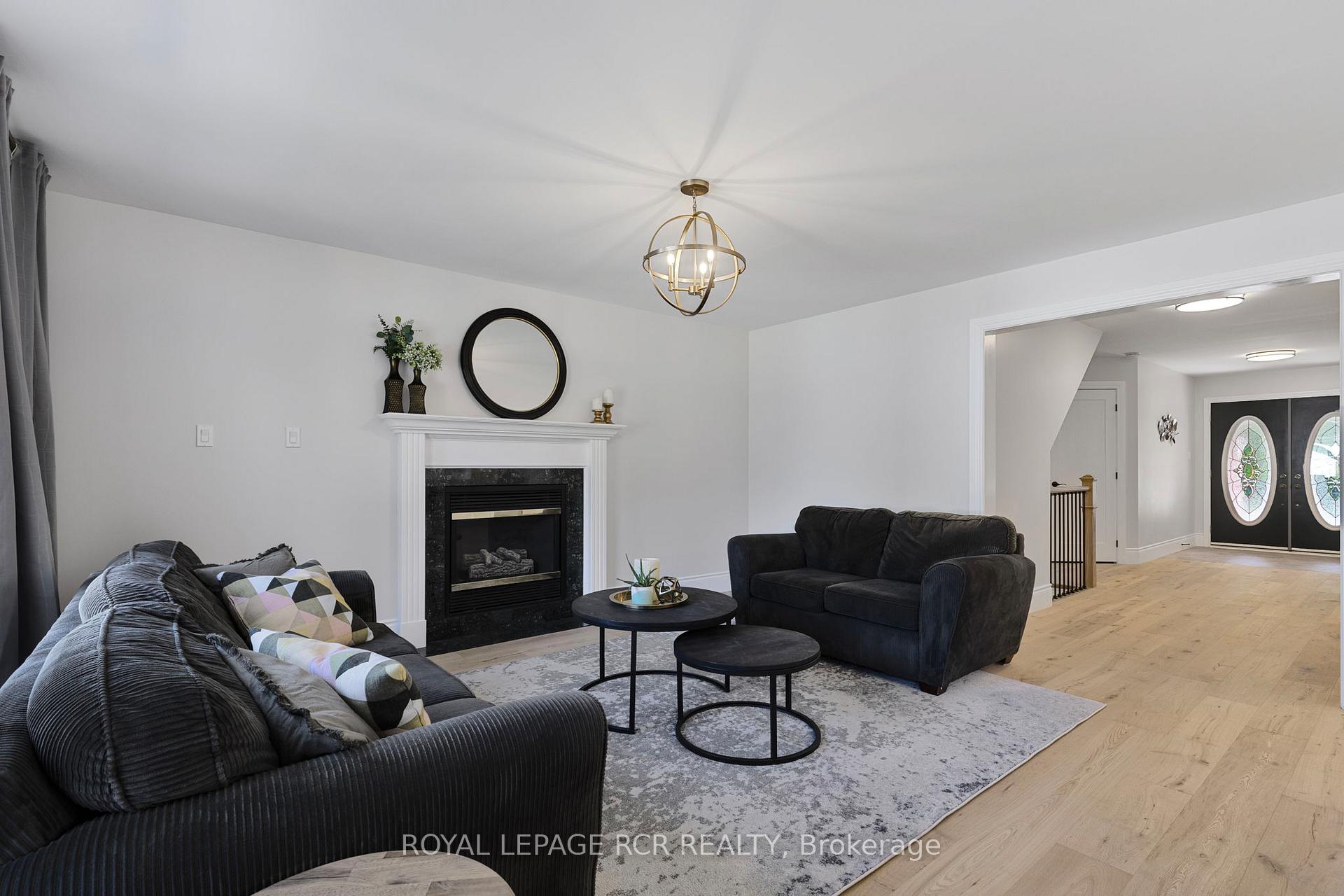 Photo 25 of 155 Bowerman Boulevard, New Tecumseth, Alliston — HOMEH