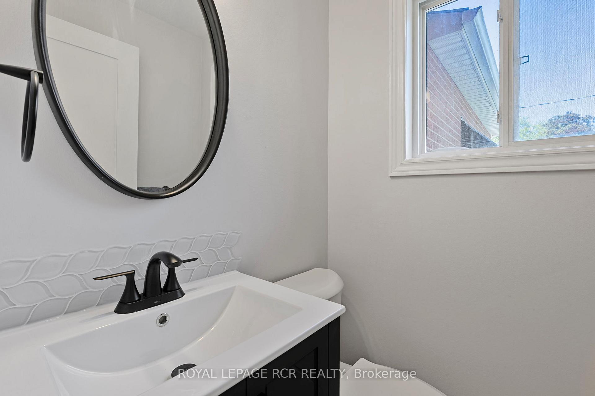 Photo 30 of 155 Bowerman Boulevard, New Tecumseth, Alliston — HOMEH