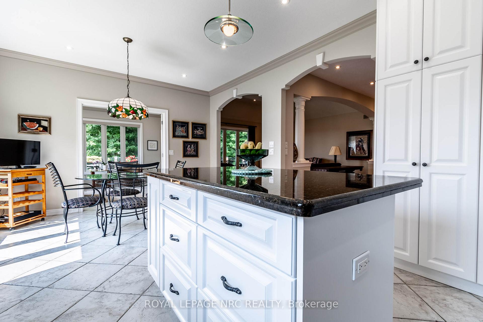 Photo 11 of 32 Timmsdale Crescent, Pelham, Fonthill — HOMEH