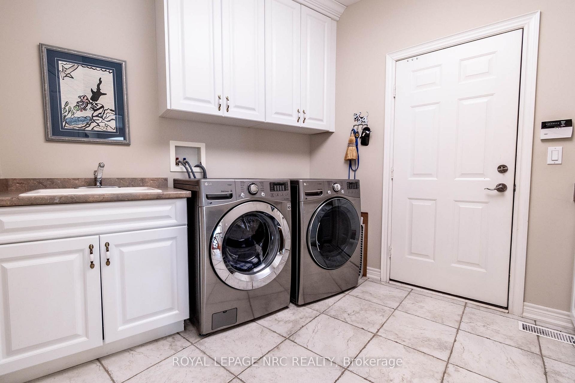 Photo 21 of 32 Timmsdale Crescent, Pelham, Fonthill — HOMEH