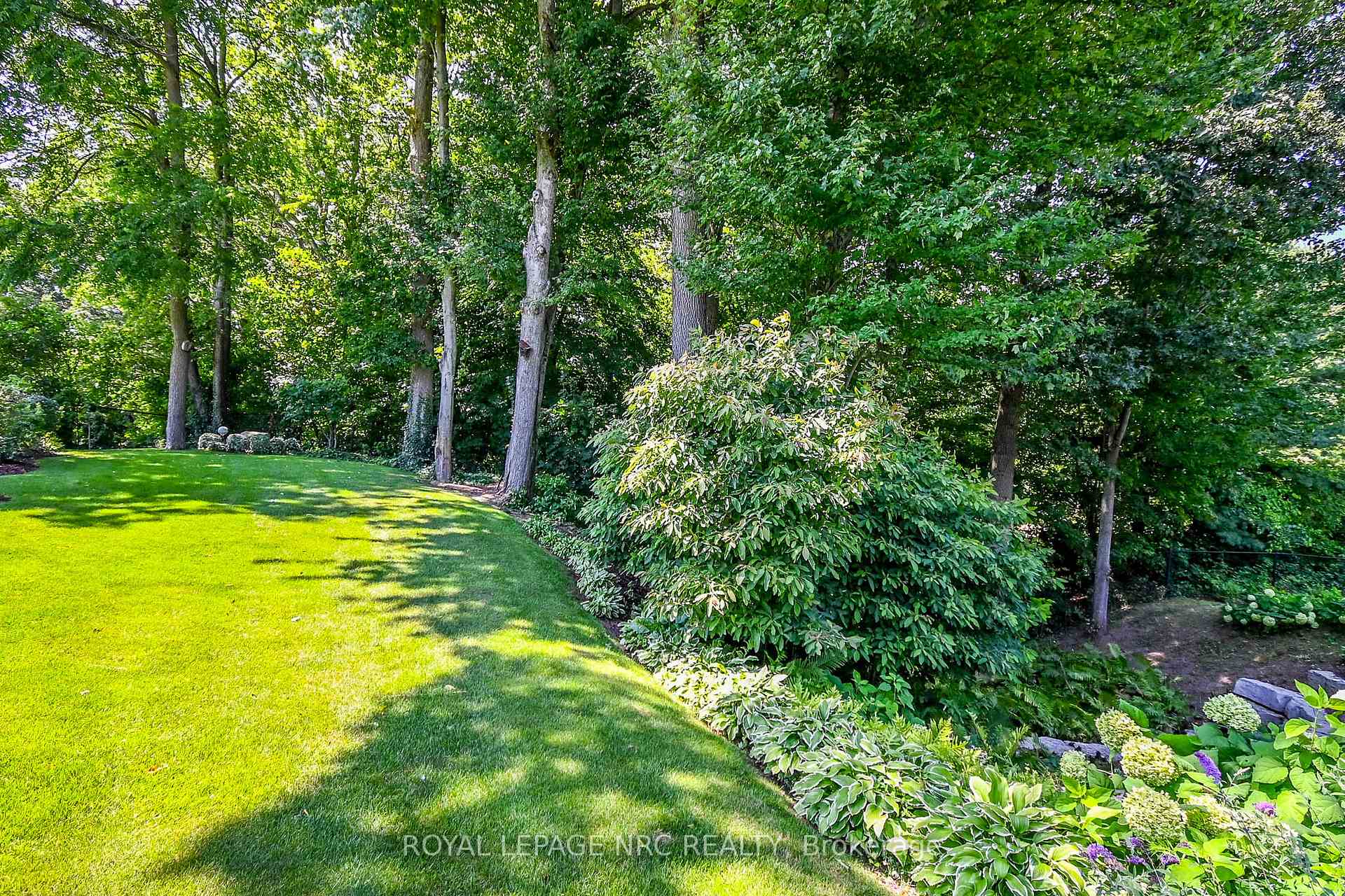 Photo 32 of 32 Timmsdale Crescent, Pelham, Fonthill — HOMEH