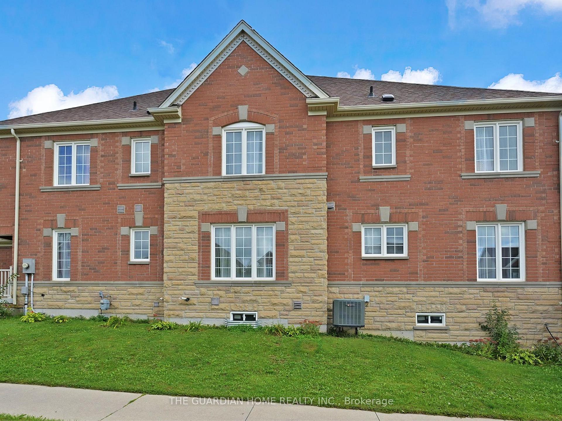 Photo 4 of 1112 Schooling Drive, Oshawa, Taunton — HOMEH