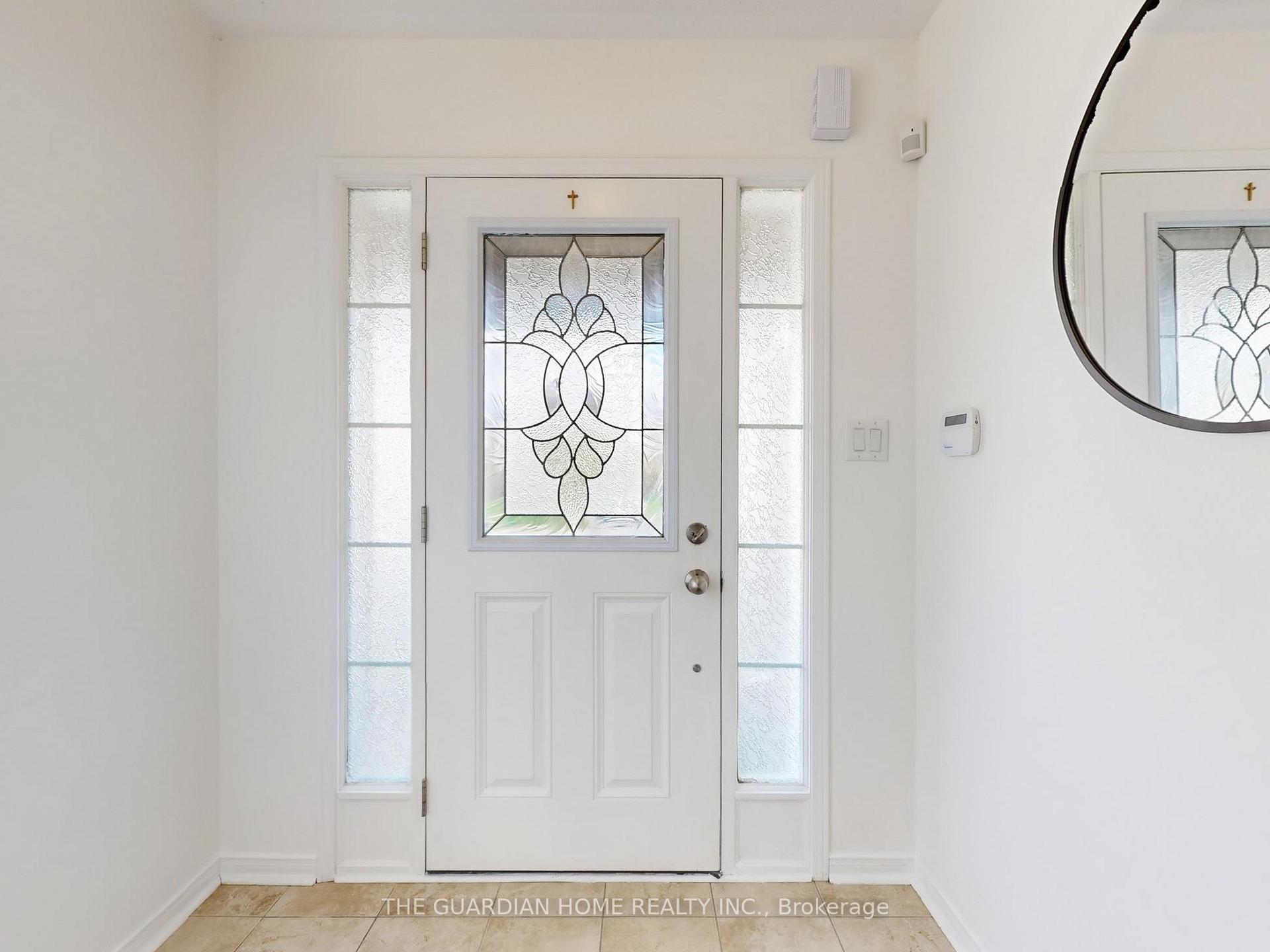 Photo 7 of 1112 Schooling Drive, Oshawa, Taunton — HOMEH
